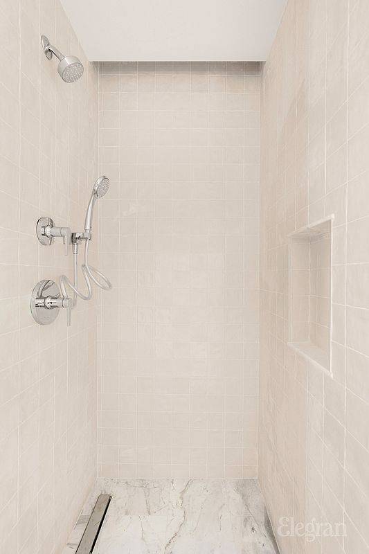 #12 photo, 221 E 48th Street, マンハッタン Midtown East , NY 10017-1559