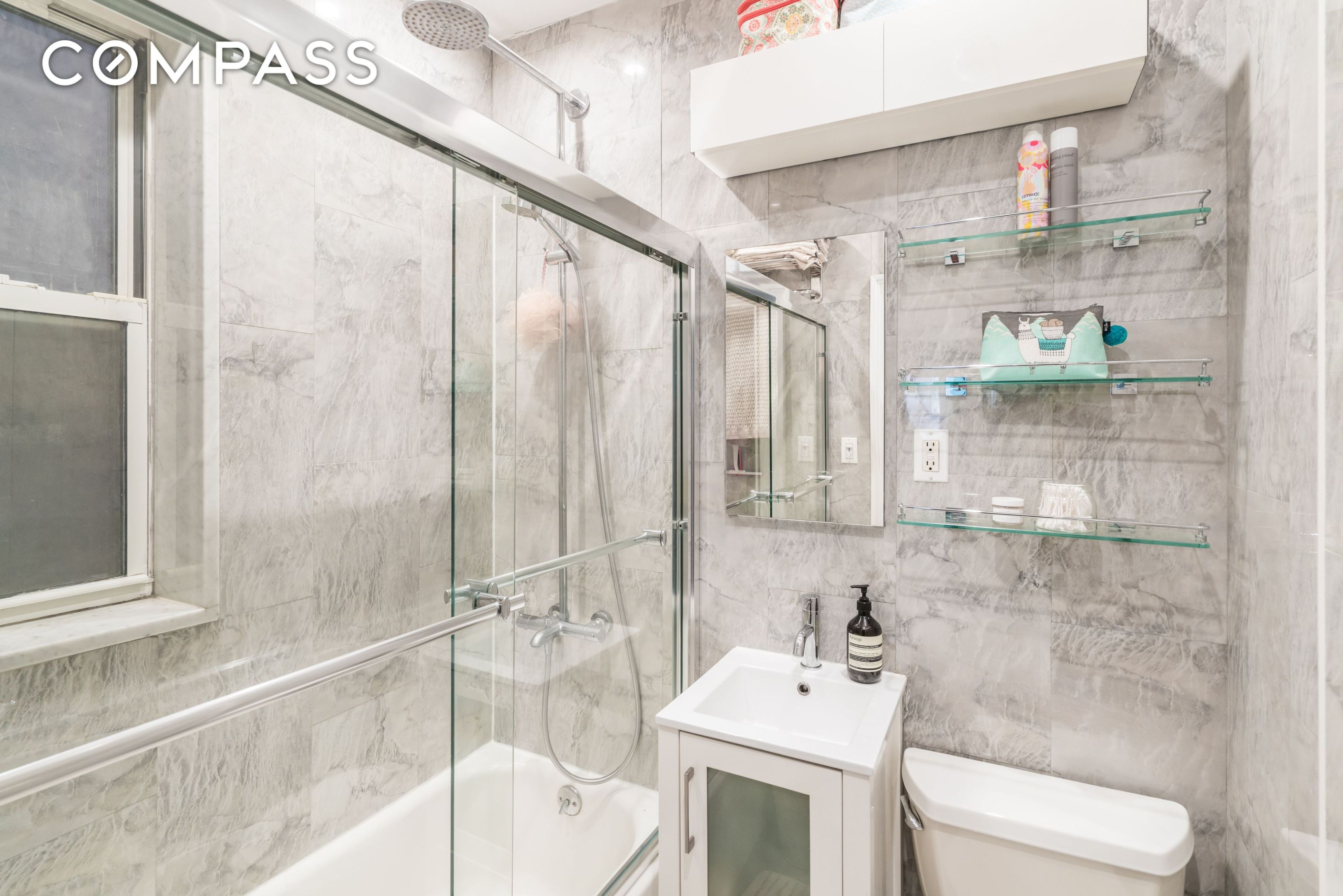 #6 photo, 139 Norfolk Street, マンハッタン Lower East Side , NY 10002