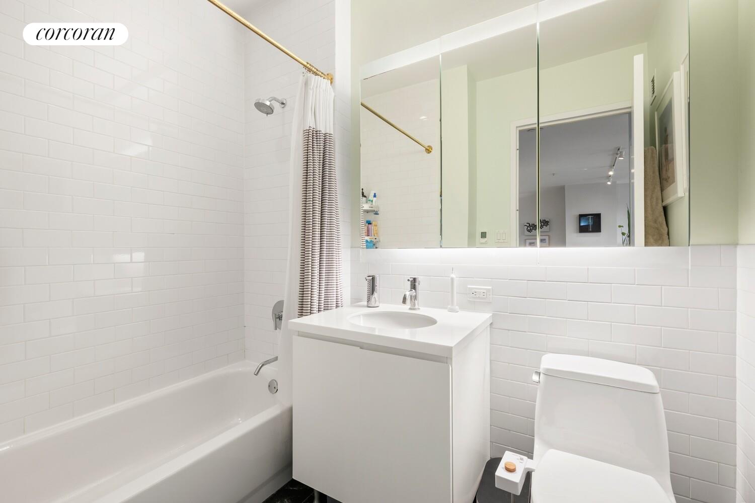 #7 photo, 189 SCHERMERHORN Street, Downtown Brooklyn , NY 11201