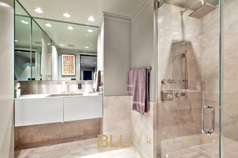 #12 photo, New York City, Chelsea , NY 10011