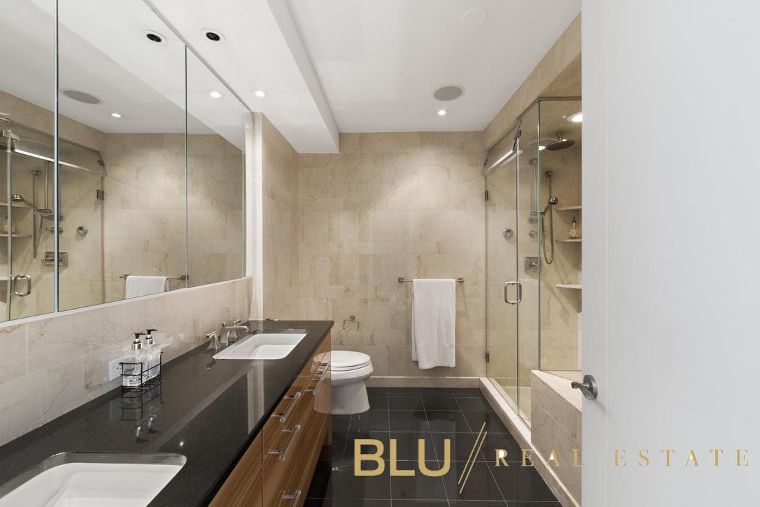 #10 photo, New York City, 曼哈顿 上西城林肯廣場 Lincoln Square , NY 10069