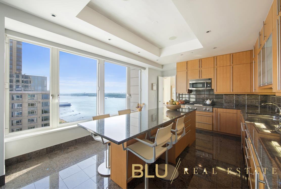 #5 photo, New York City, 曼哈顿 上西城林肯廣場 Lincoln Square , NY 10069