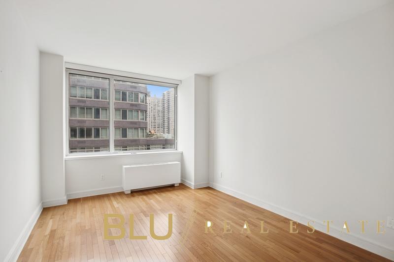 #11 photo, 120 Riverside Boulevard, Lincoln Square , NY 10069