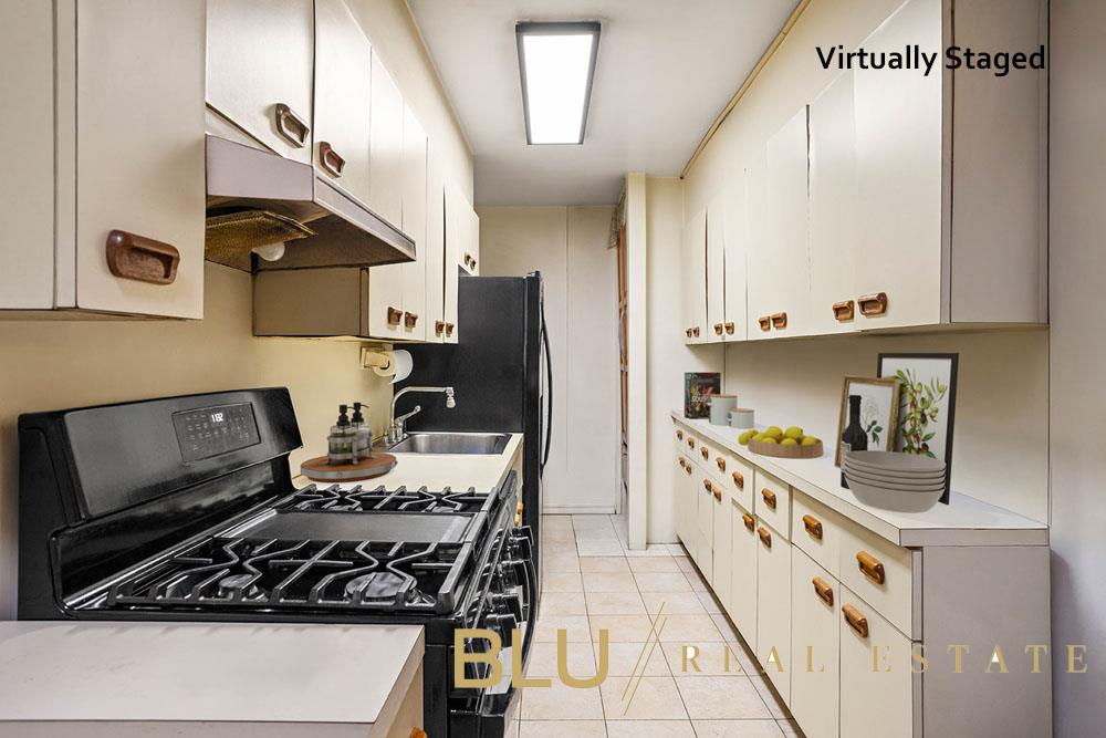 #9 photo, 310 W 72nd Street, Lincoln Square , NY 10023