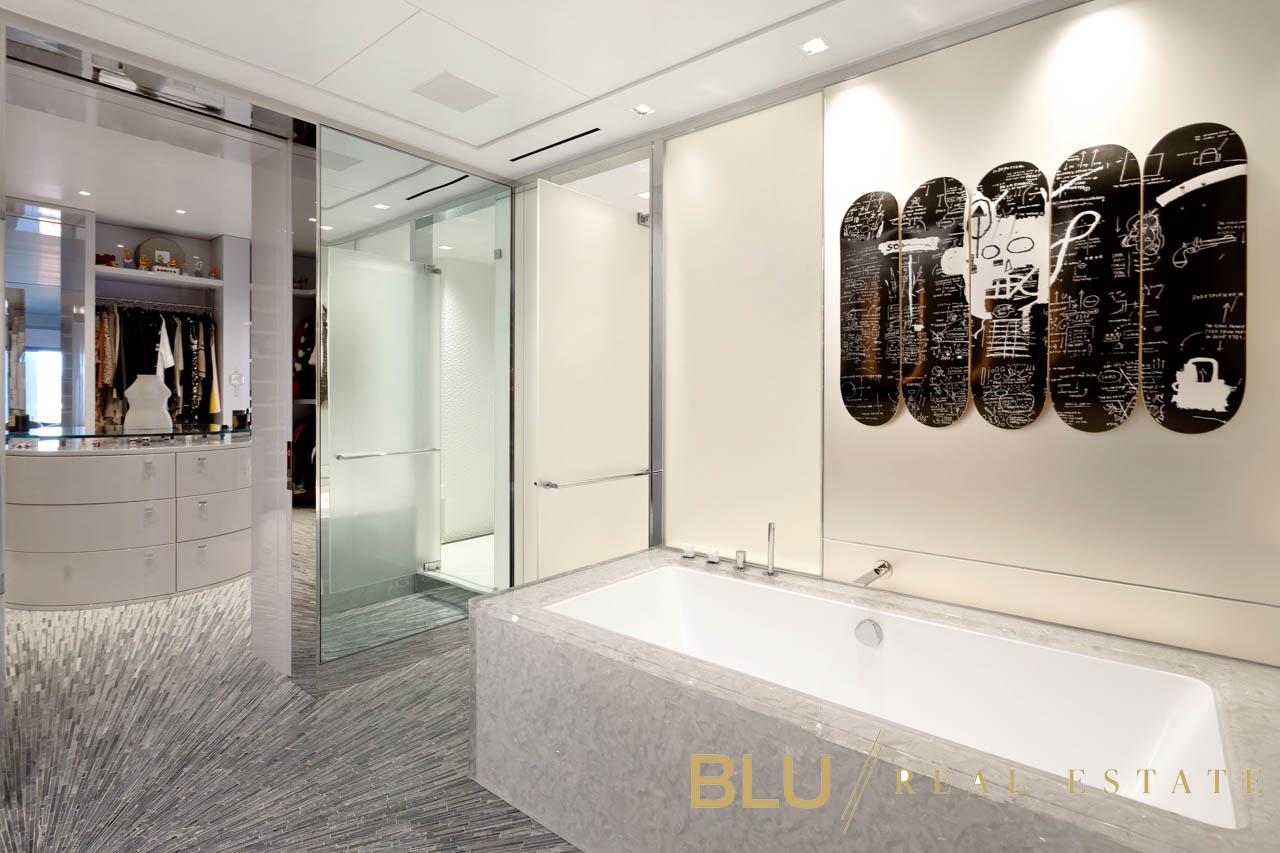 #11 photo, 106 Central Park S, Central Park South , NY 10019