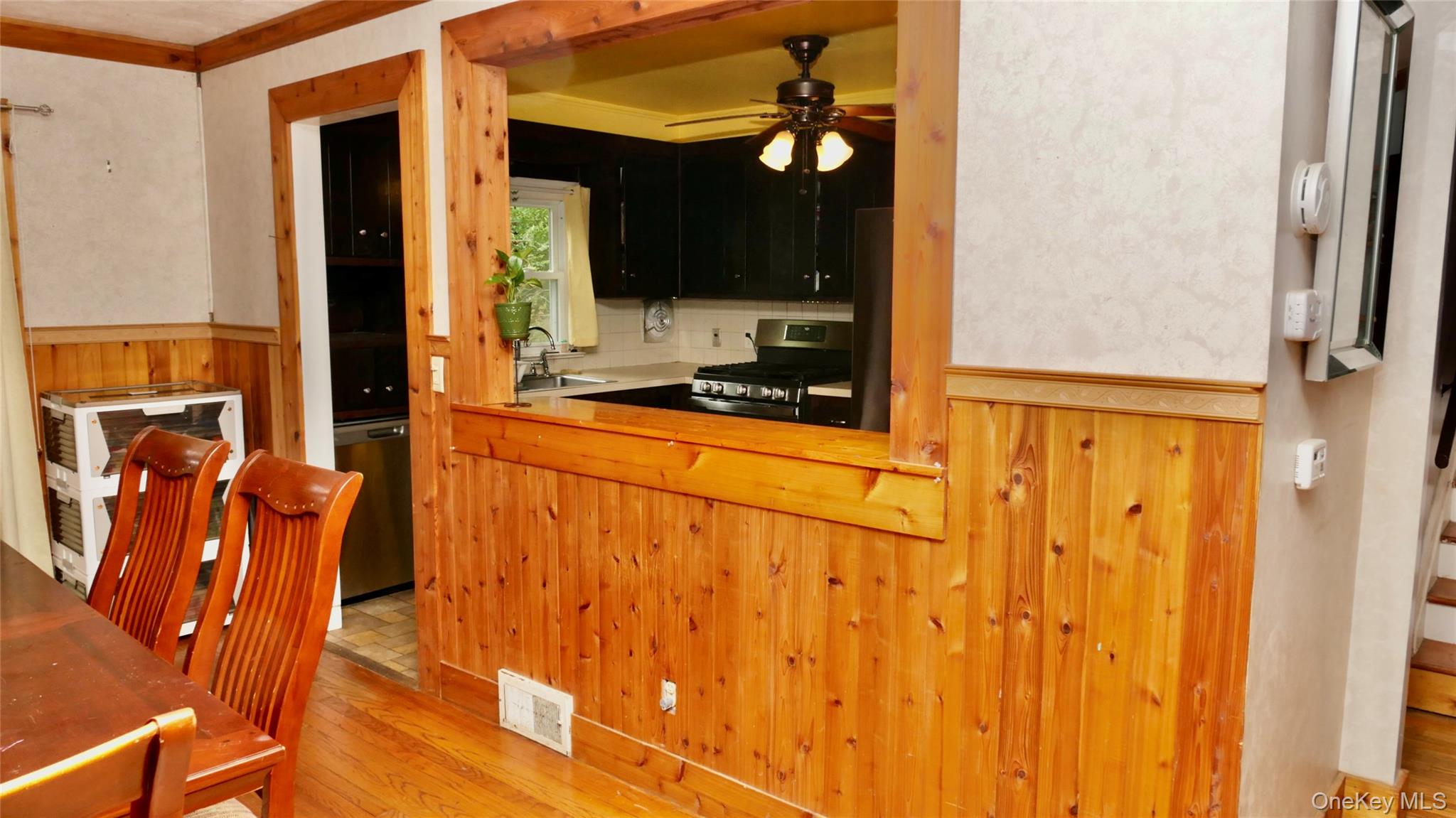 #13 photo, 43 Cardinal Rd, Hyde Park , NY 12538