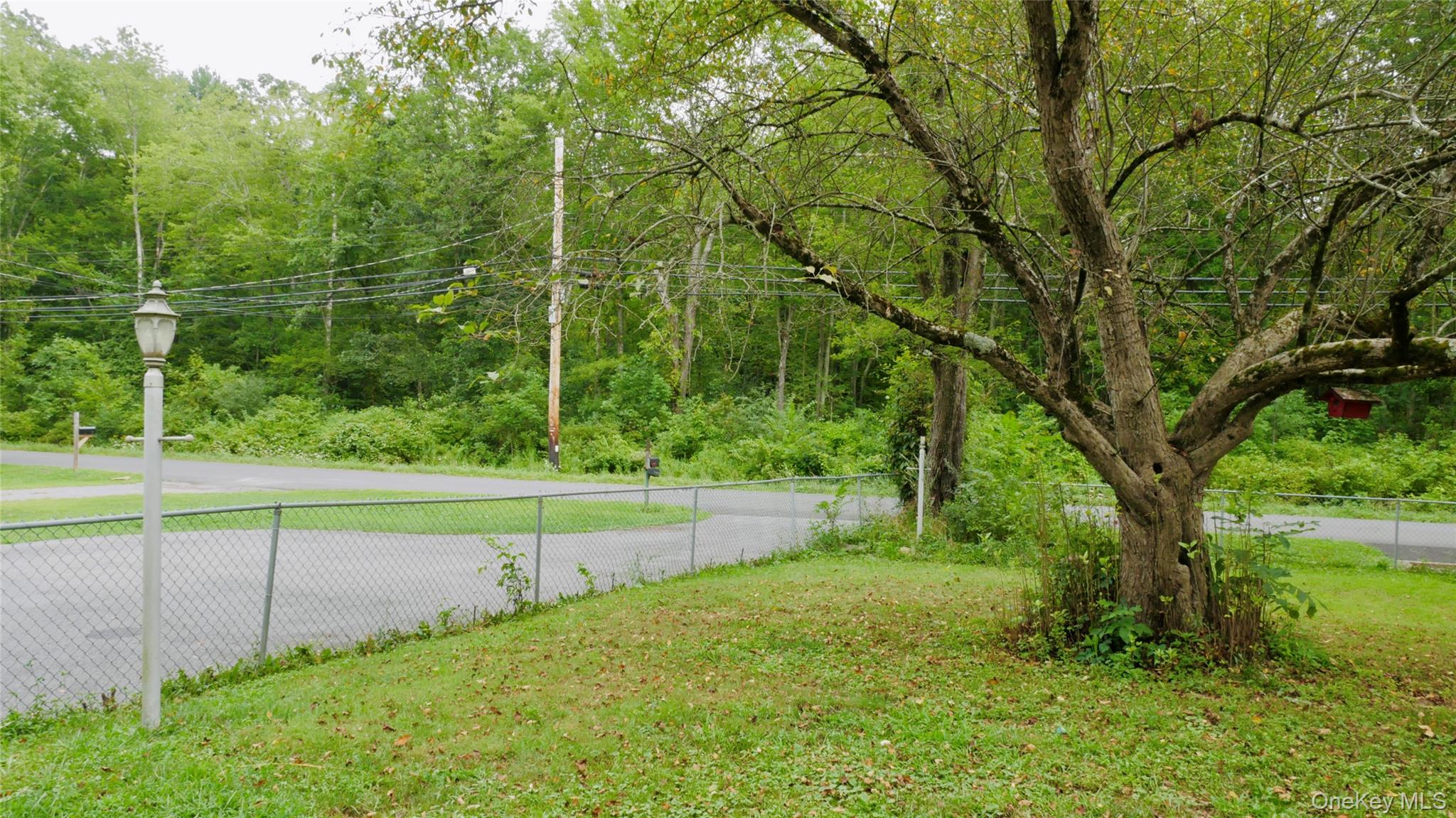 #5 photo, 43 Cardinal Rd, Hyde Park , NY 12538