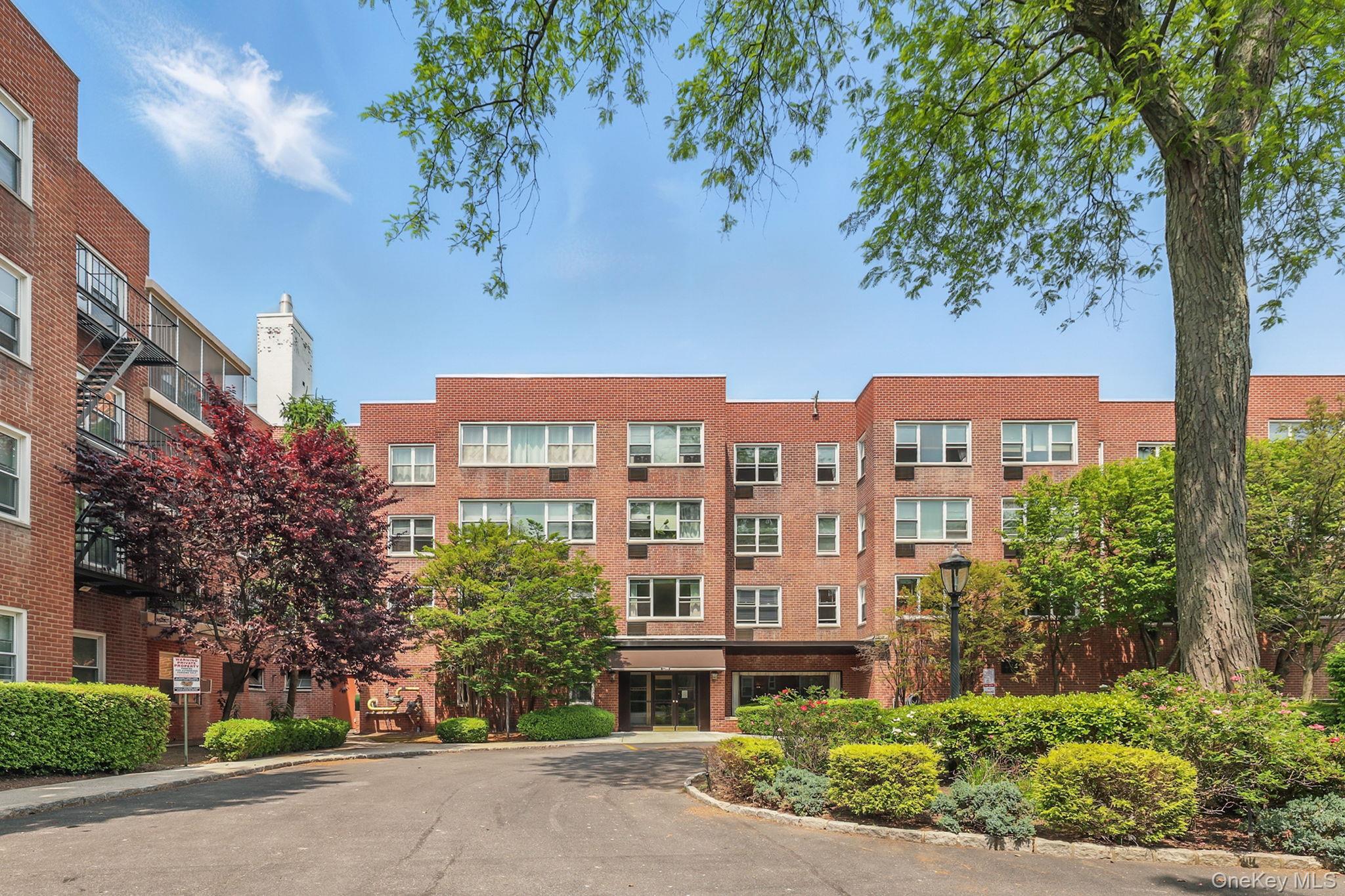 #1 photo, 1299 Palmer Avenue, Larchmont , NY 10538