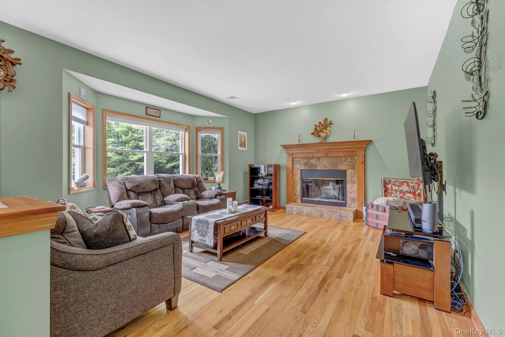 #12 photo, 309 Quannacut Road, Pine Bush , NY 12566