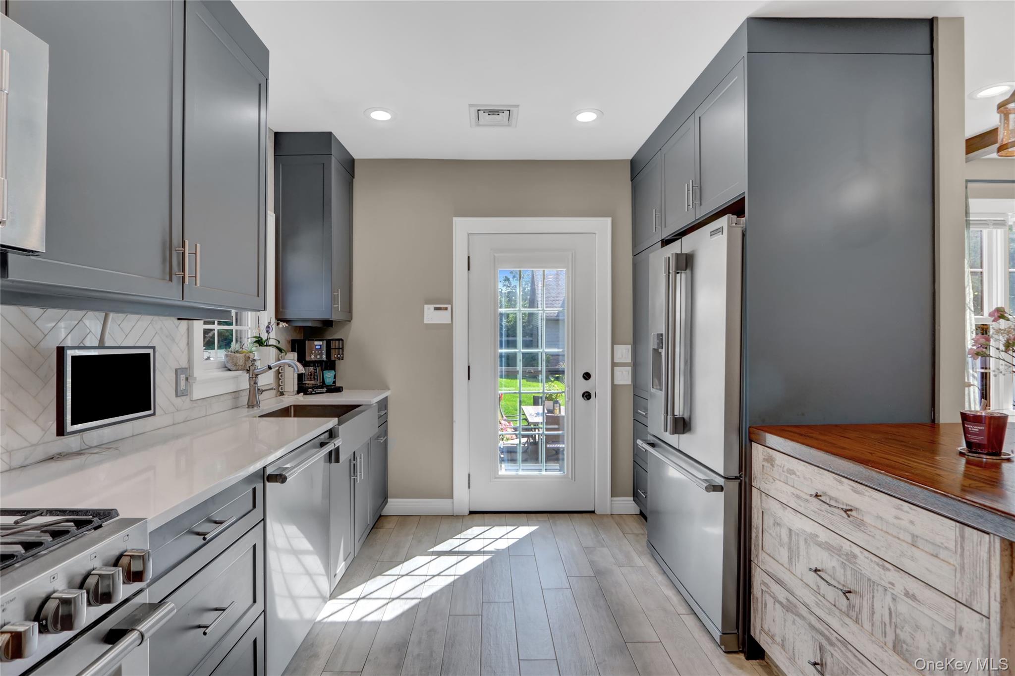 #8 photo, 2325 Centre Avenue, Bellmore , NY 11710