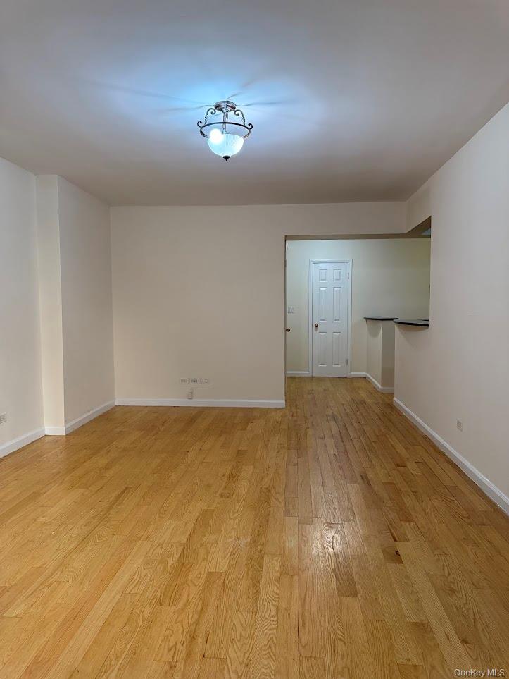 #8 photo, 6011 Broadway, クイーンズ区 Woodside , NY 11377