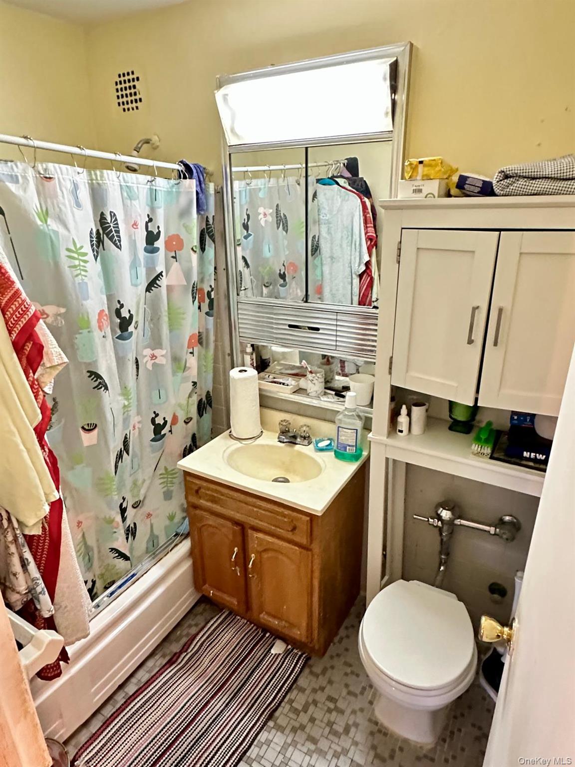 #18 photo, 99-35 59 Avenue, クイーンズ区 Corona , NY 11368