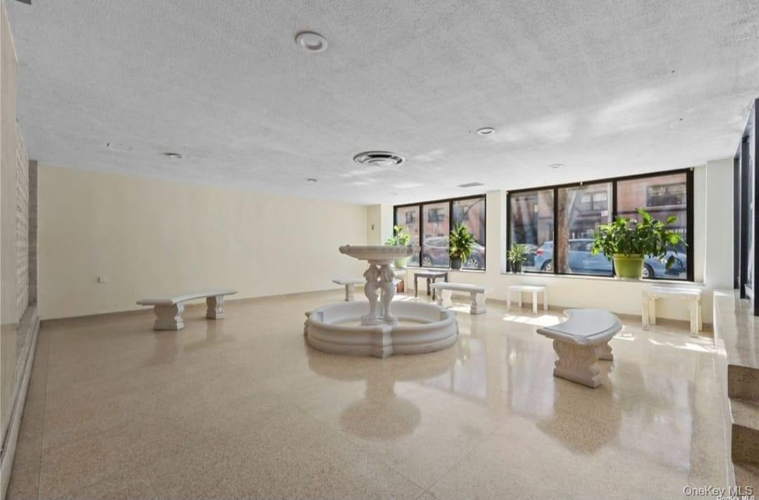 #3 photo, 99-35 59 Avenue, クイーンズ区 Corona , NY 11368