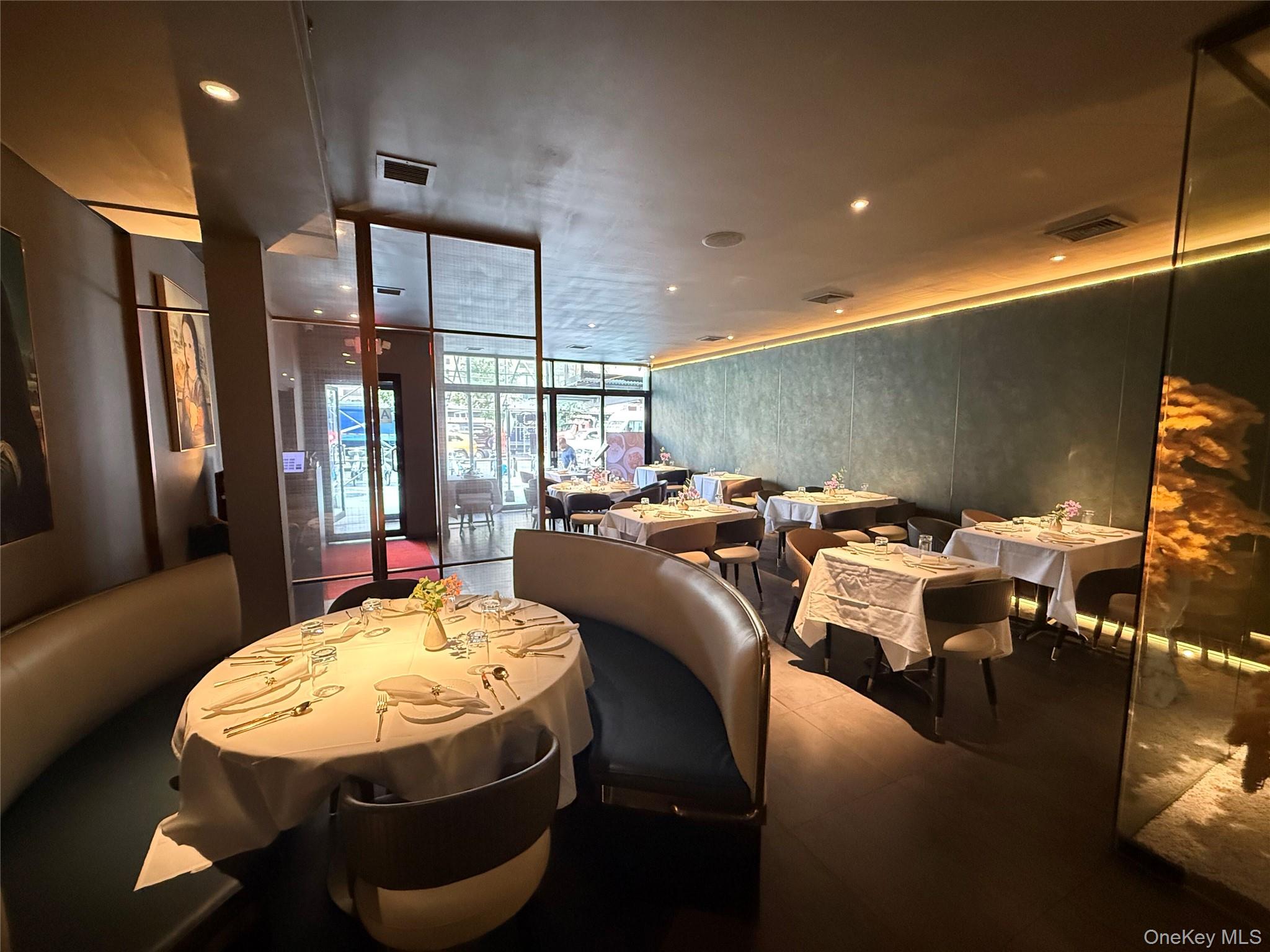 #13 photo, - 3rd Avenue, マンハッタン New York (Manhattan) , NY 10028