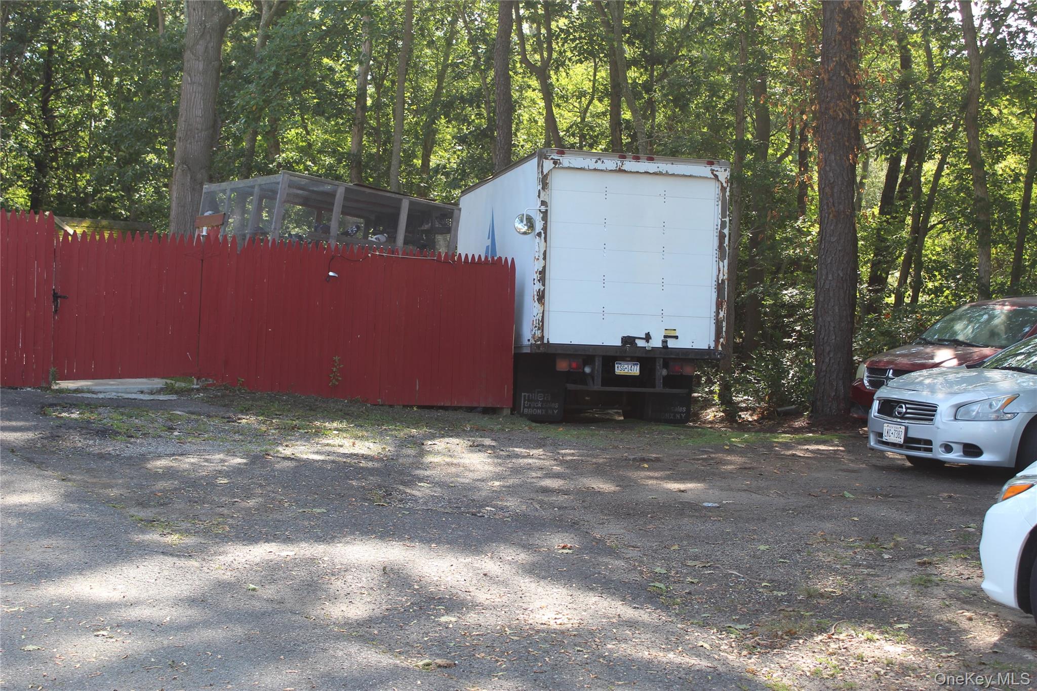 #1 photo, 405 Kane Avenue, 东长岛 East Patchogue , NY 11772