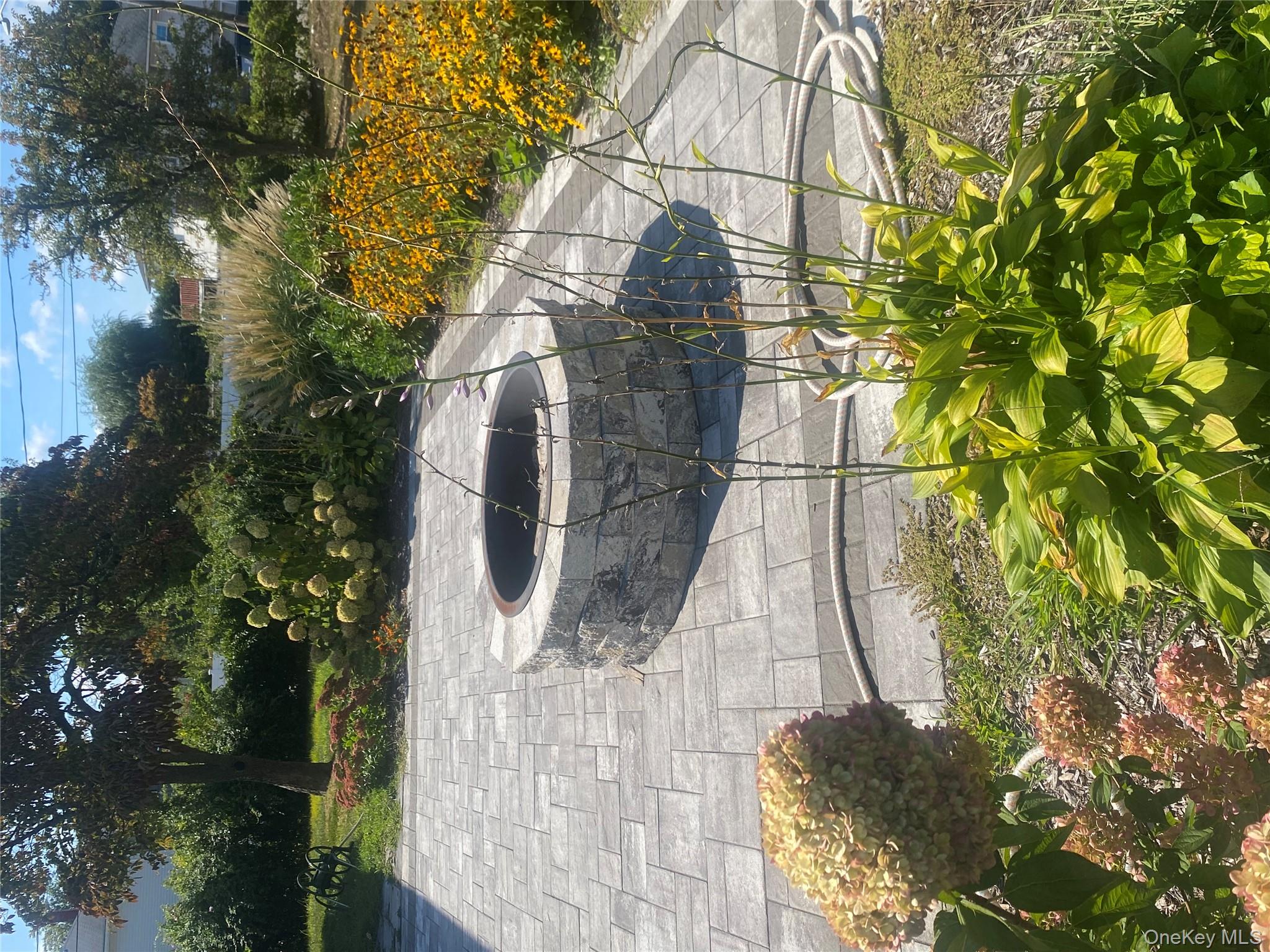 #3 photo, 47 Bowling Lane, サフォーク郡 Deer Park , NY 11729