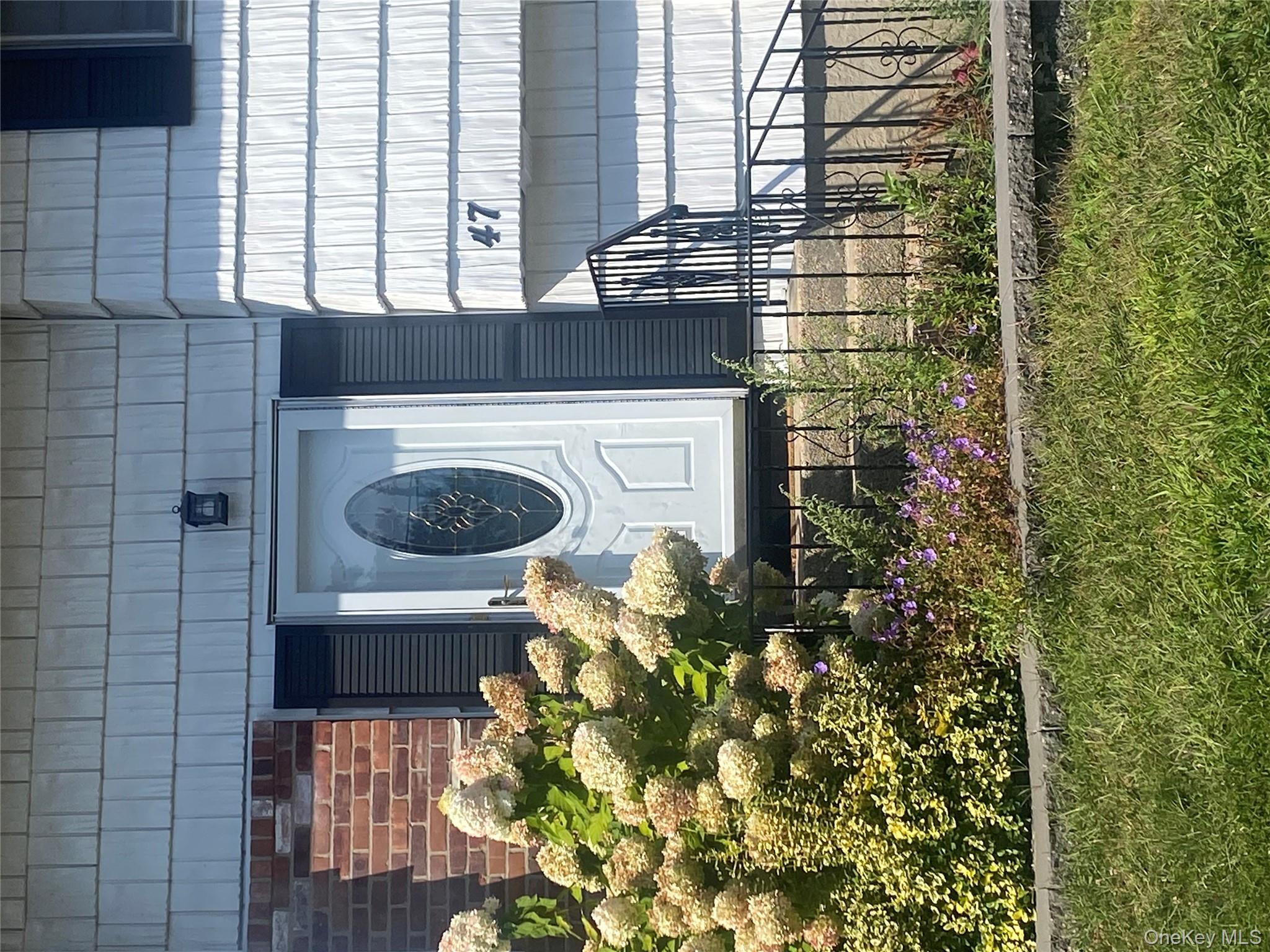 #4 photo, 47 Bowling Lane, サフォーク郡 Deer Park , NY 11729