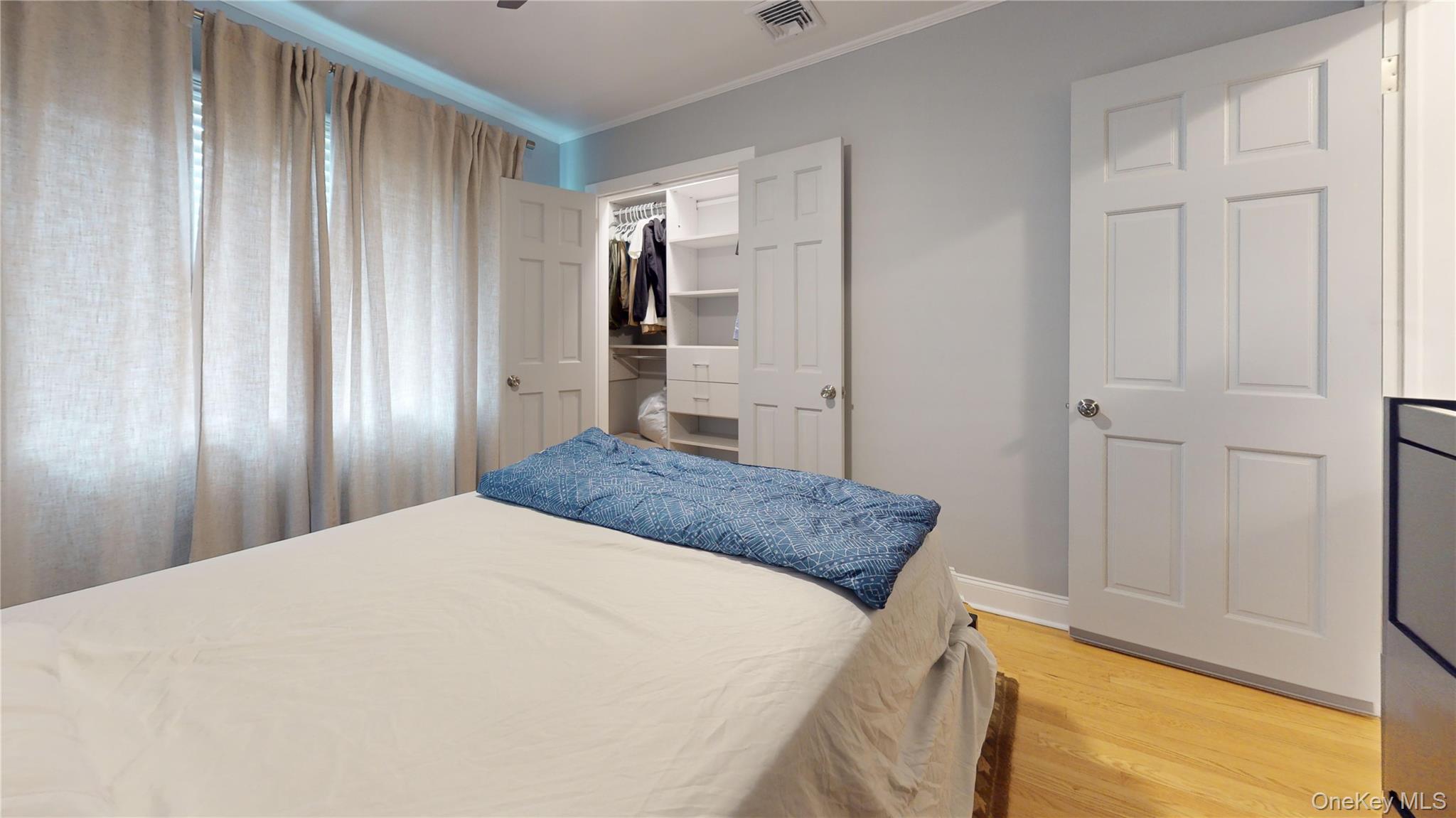 #14 photo, 387 Westchester Avenue, Tuckahoe , NY 10707