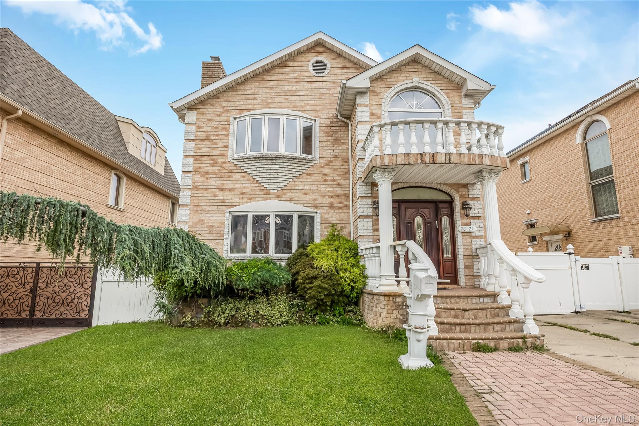 #1 photo, 76-27 175 Street, Fresh Meadows , NY 11366