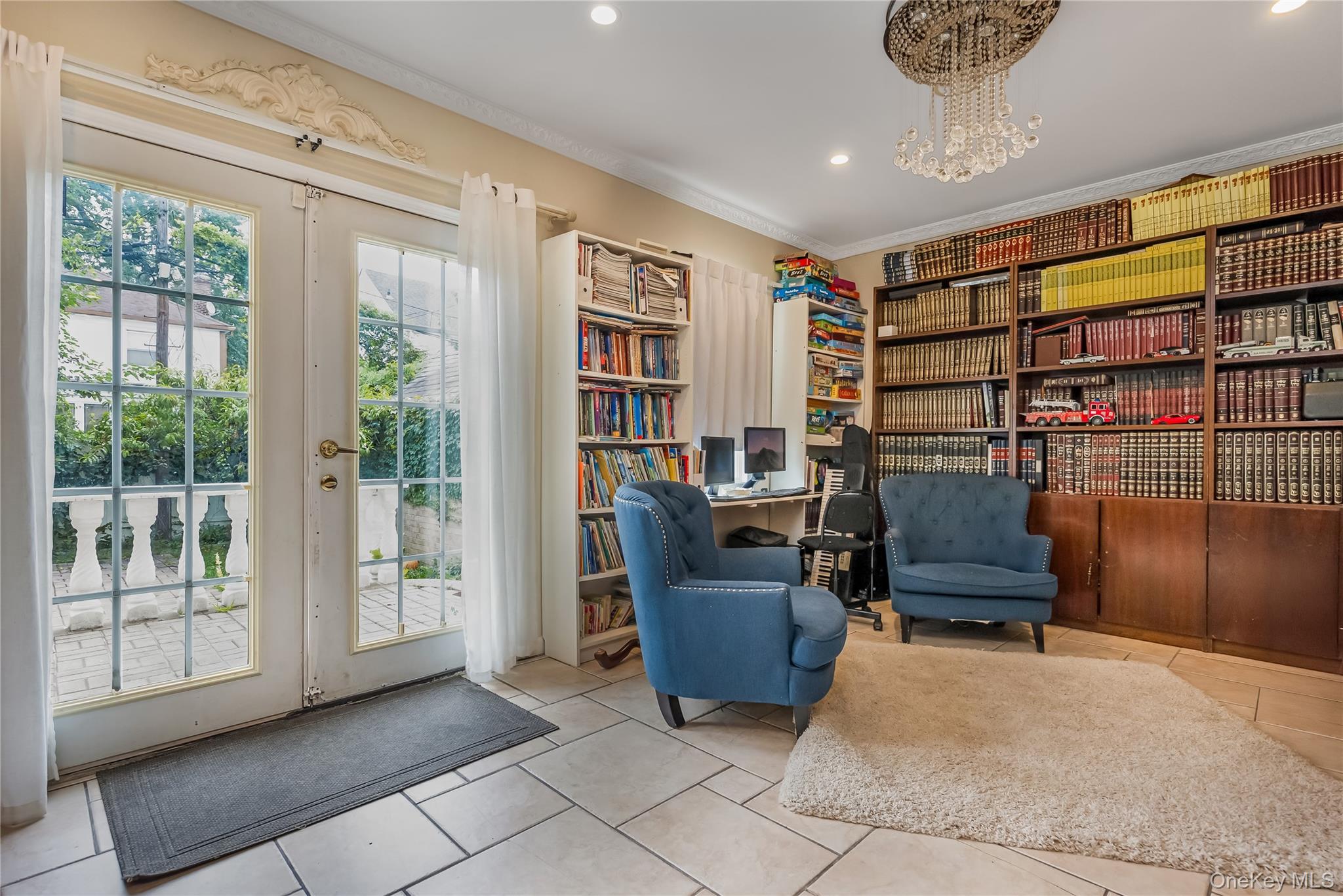 #10 photo, 76-27 175 Street, Fresh Meadows , NY 11366