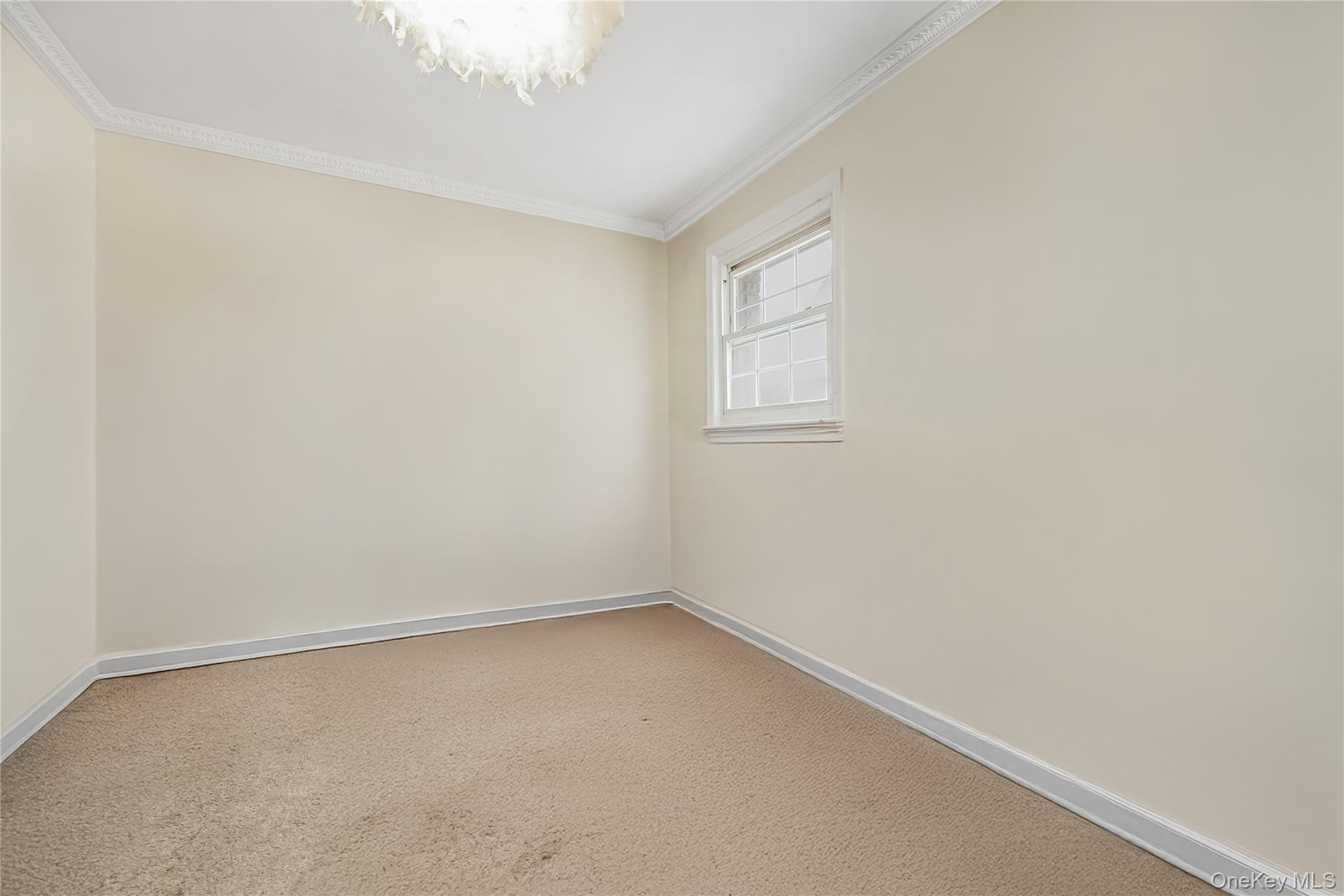 #17 photo, 76-27 175 Street, Fresh Meadows , NY 11366