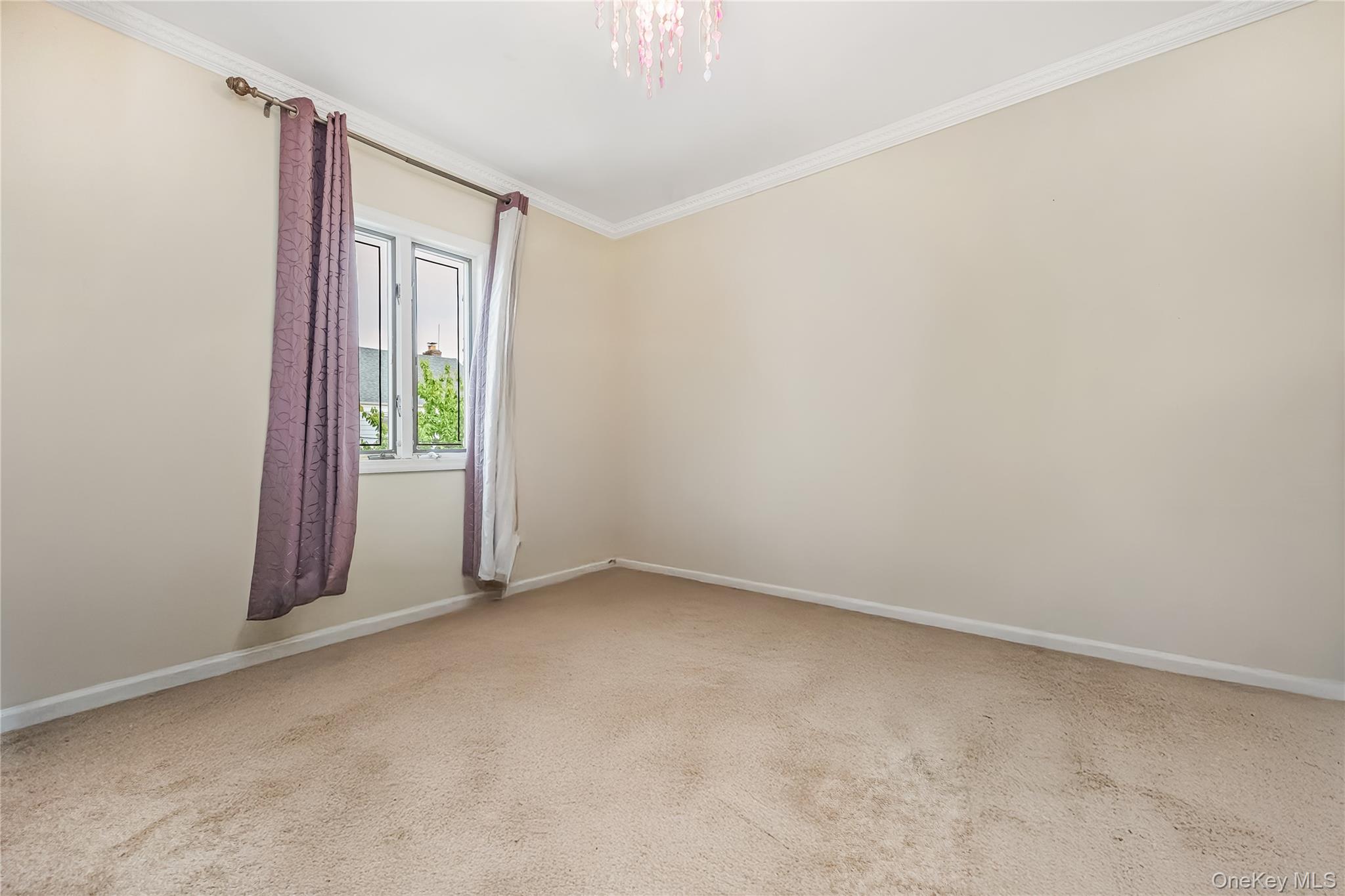 #19 photo, 76-27 175 Street, Fresh Meadows , NY 11366