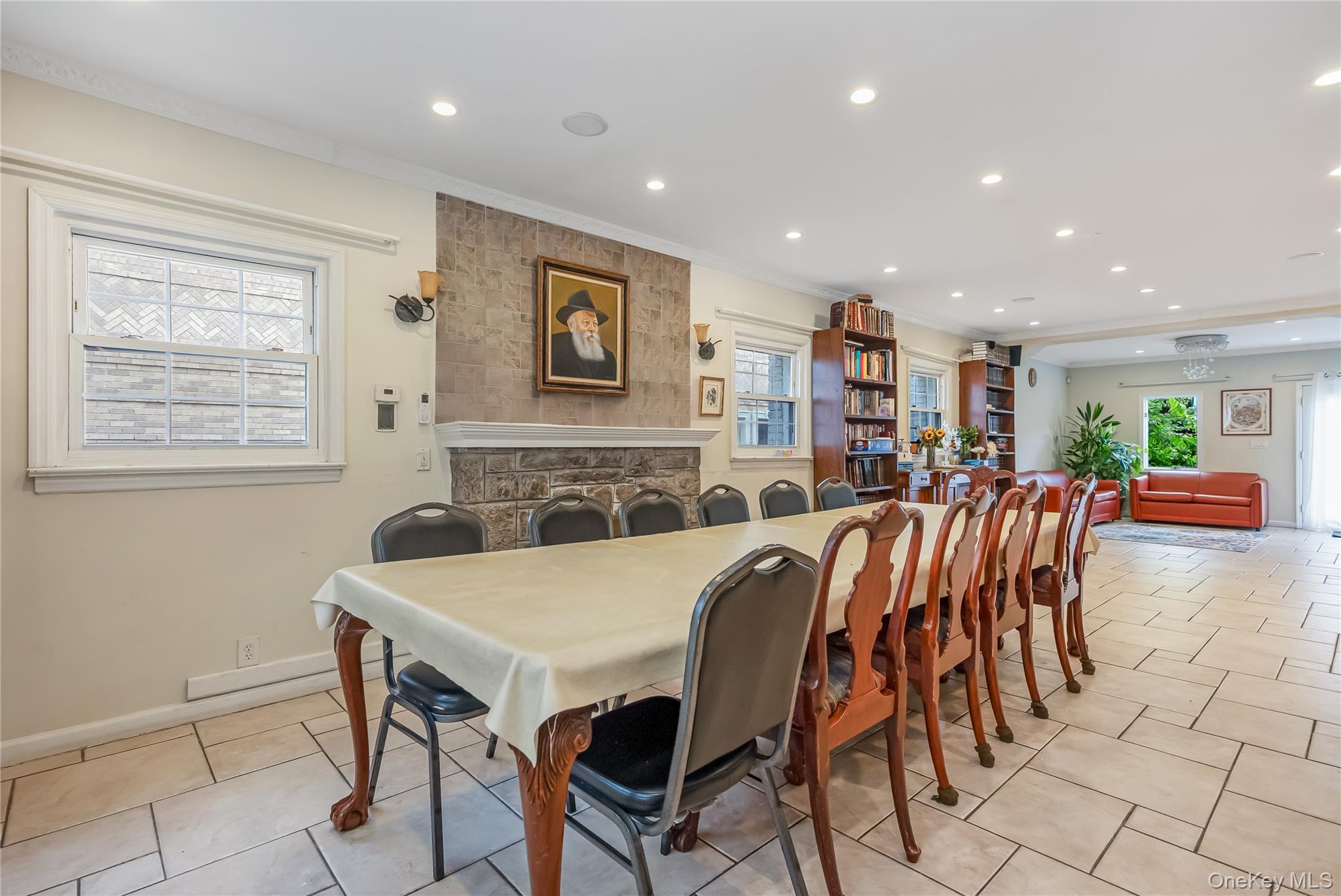 #2 photo, 76-27 175 Street, Fresh Meadows , NY 11366