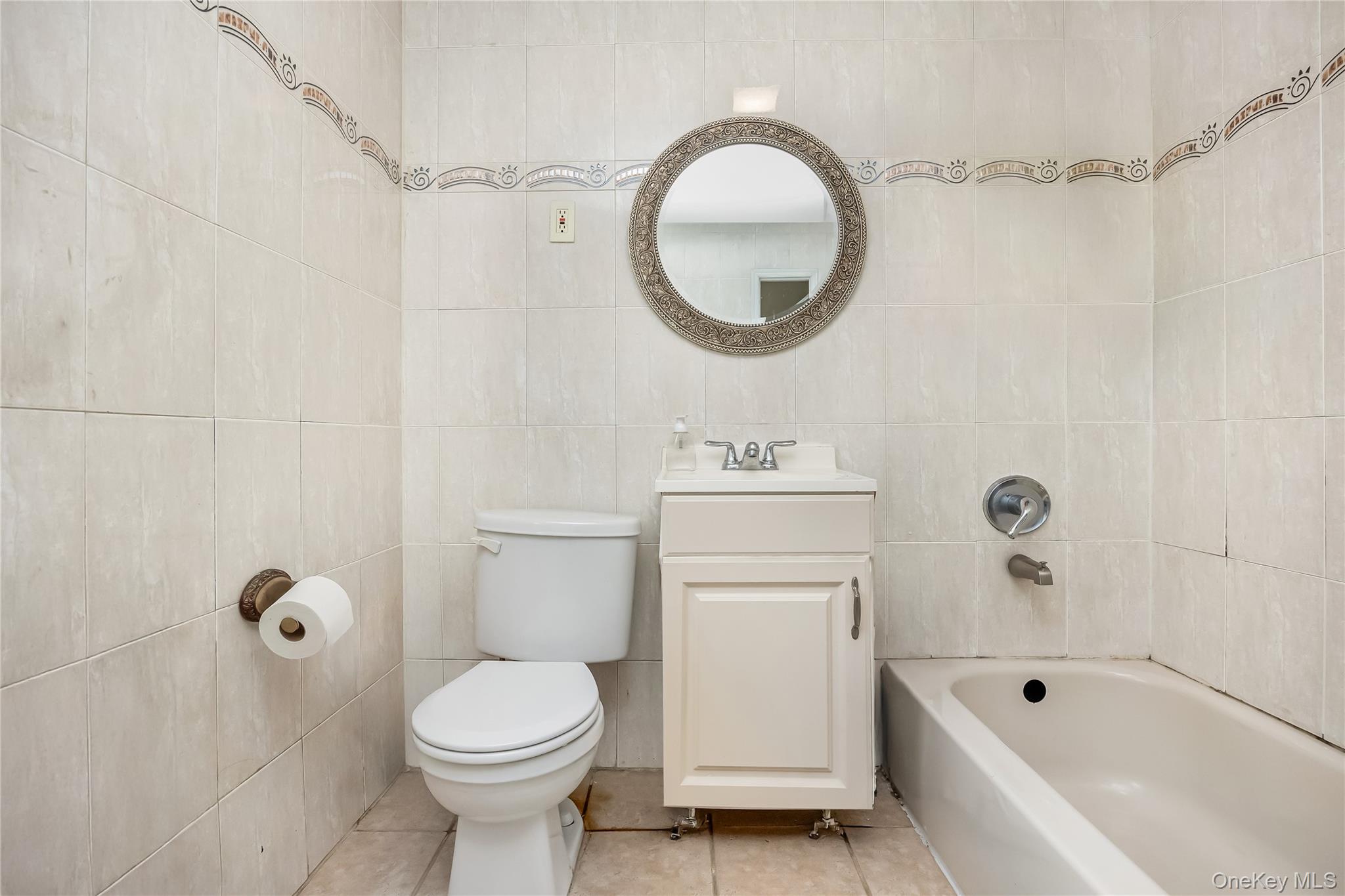 #20 photo, 76-27 175 Street, Fresh Meadows , NY 11366