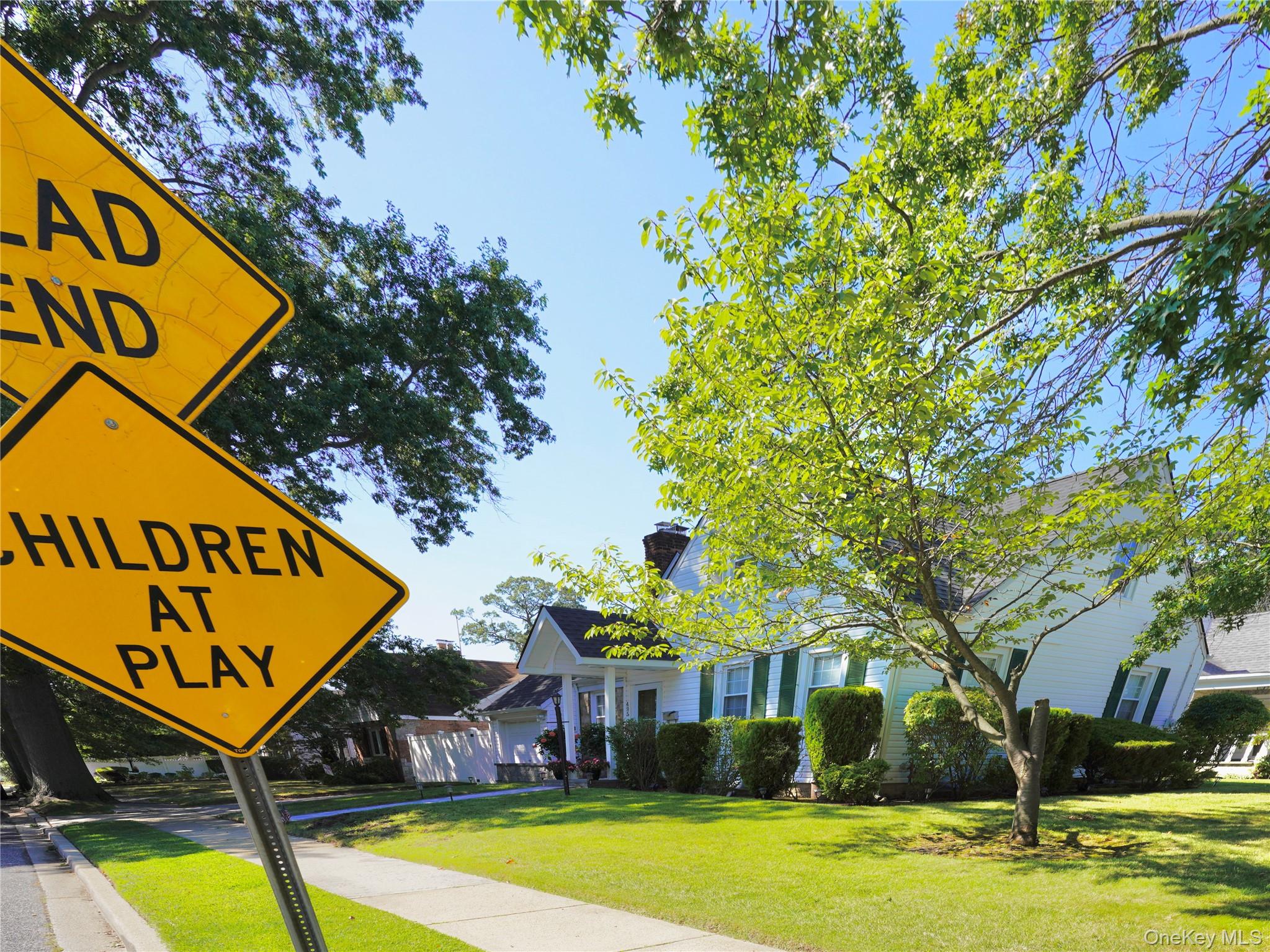 #6 photo, 495 Emerson Avenue, Baldwin , NY 11510