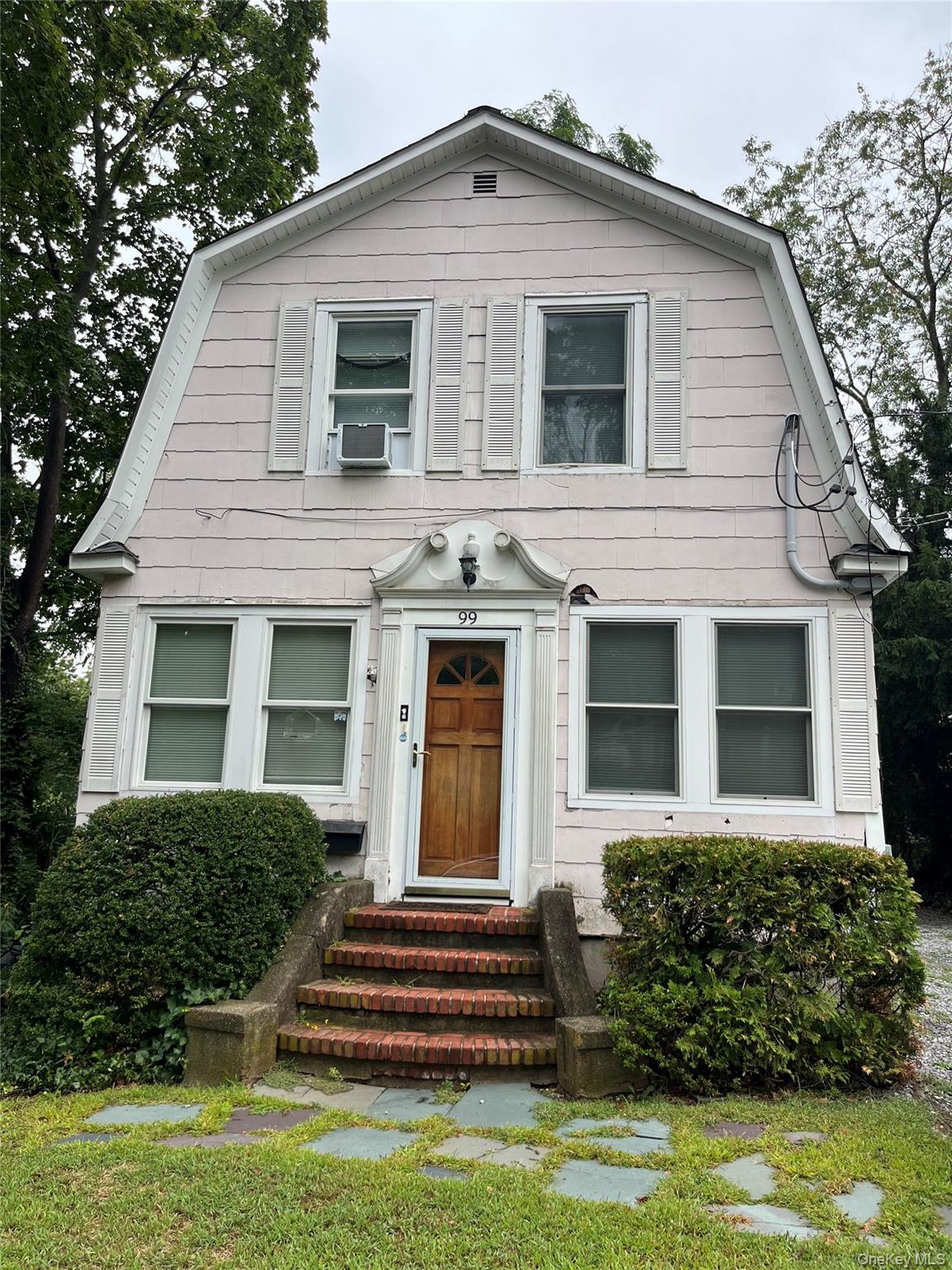 #1 photo, 99 High Street, Huntington , NY 11743