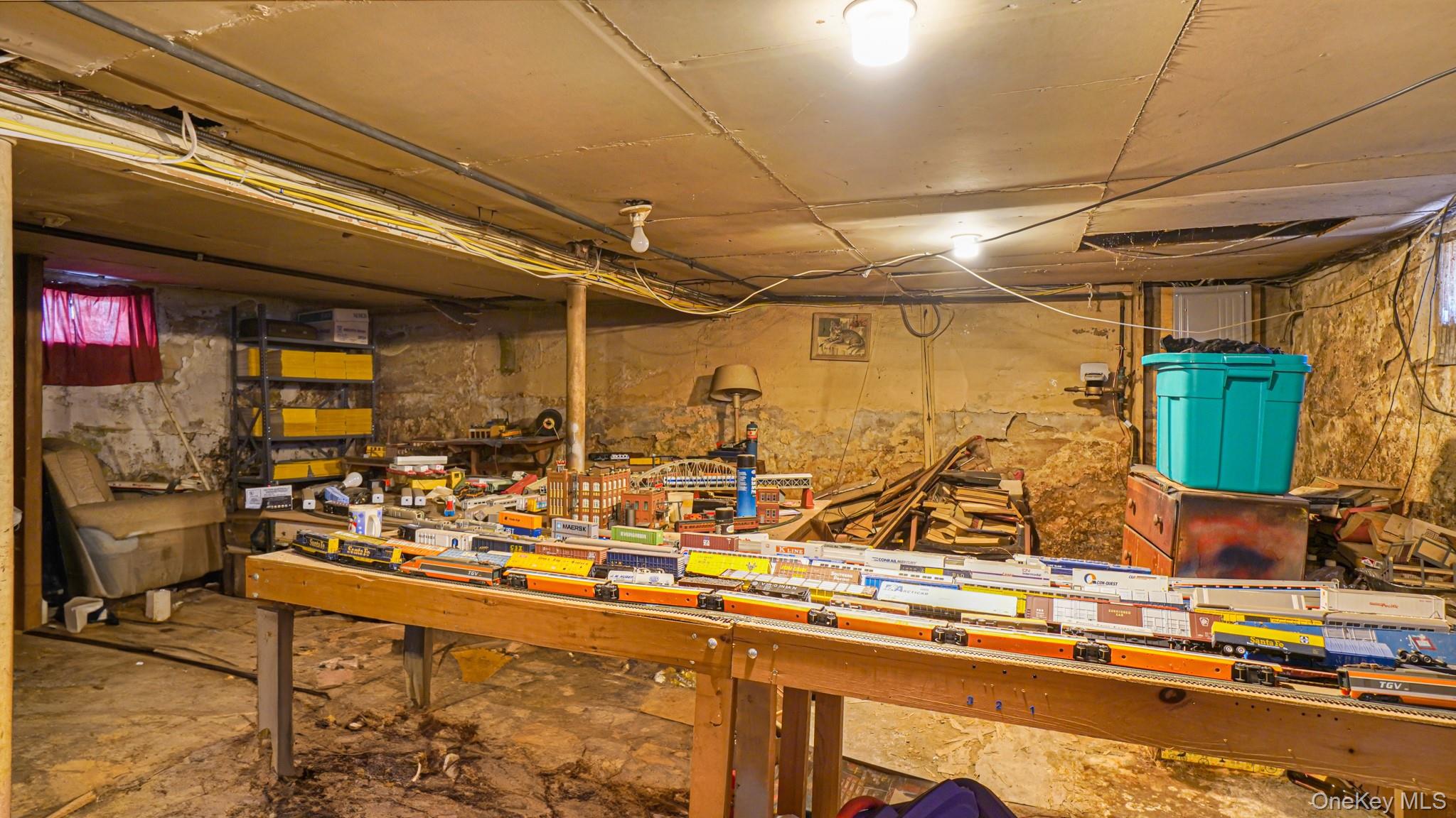 #10 photo, 616 Meachem Avenue, Elmont , NY 11003