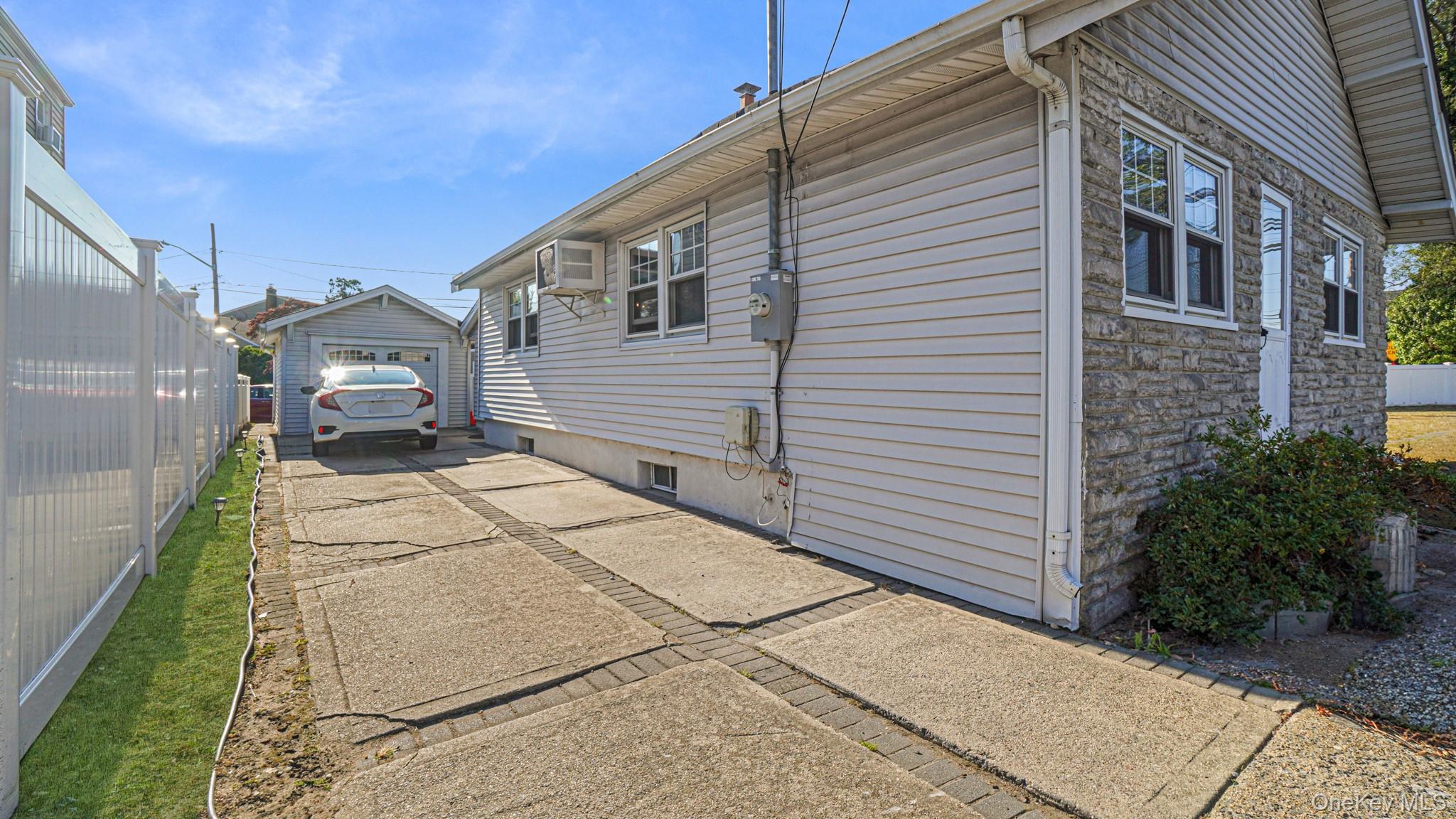 #13 photo, 616 Meachem Avenue, Elmont , NY 11003