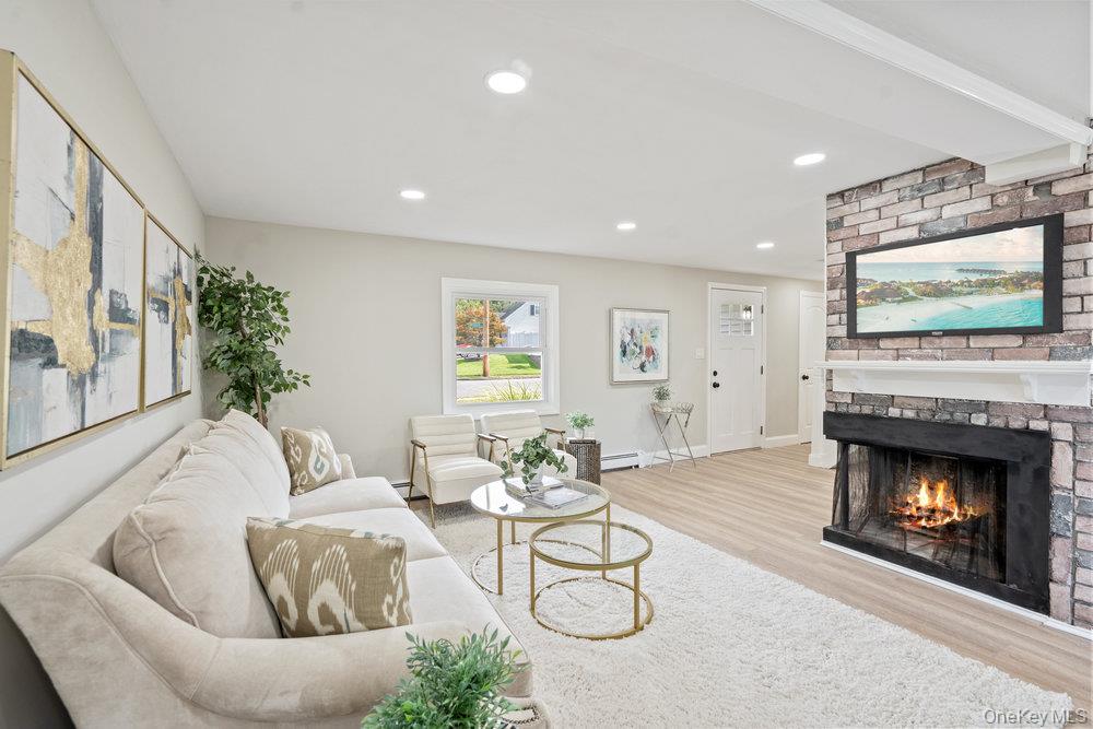 #5 photo, 47 Iroquois Avenue, Selden , NY 11784