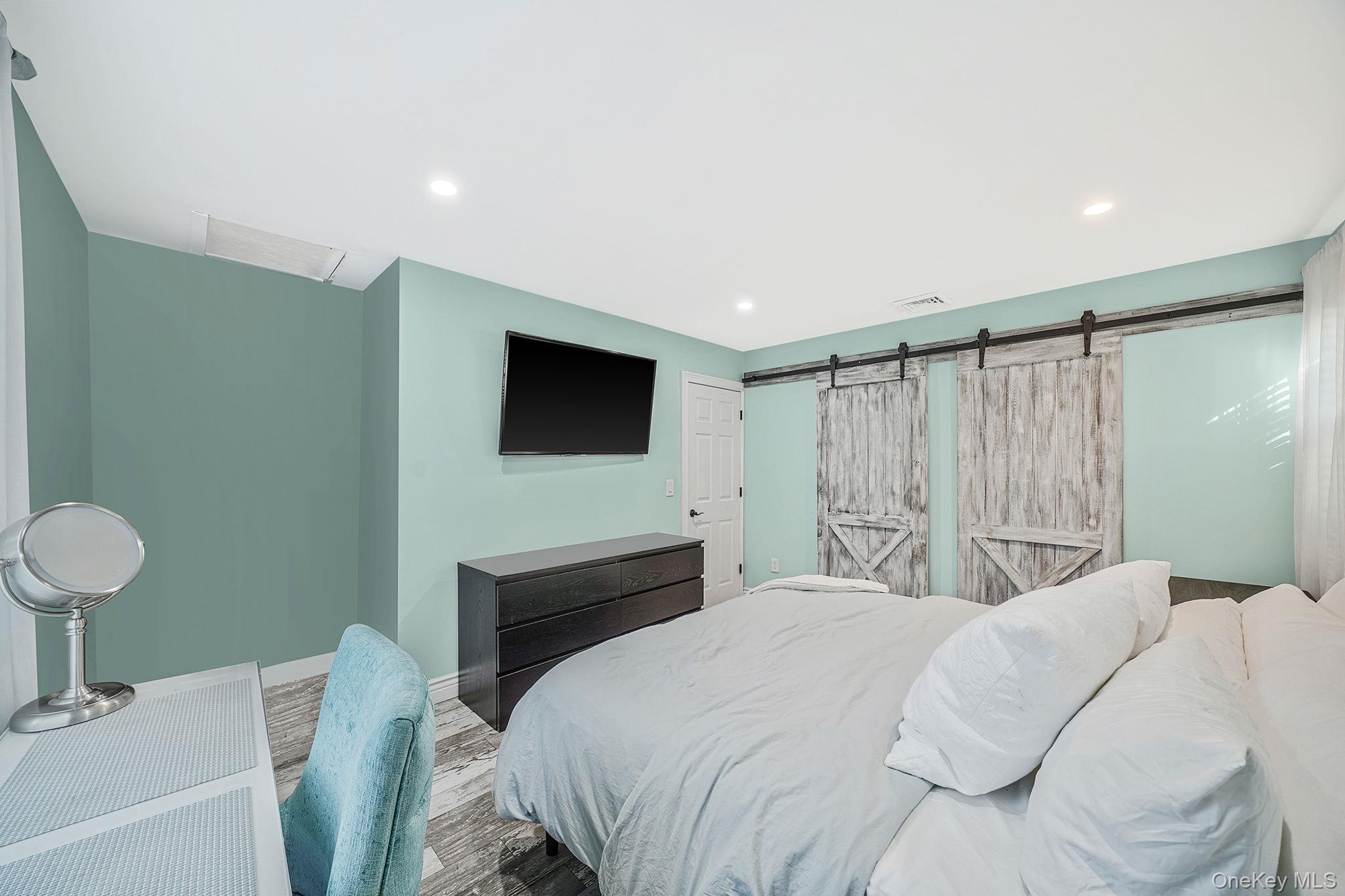 #19 photo, 9 Carston Street, Selden , NY 11784