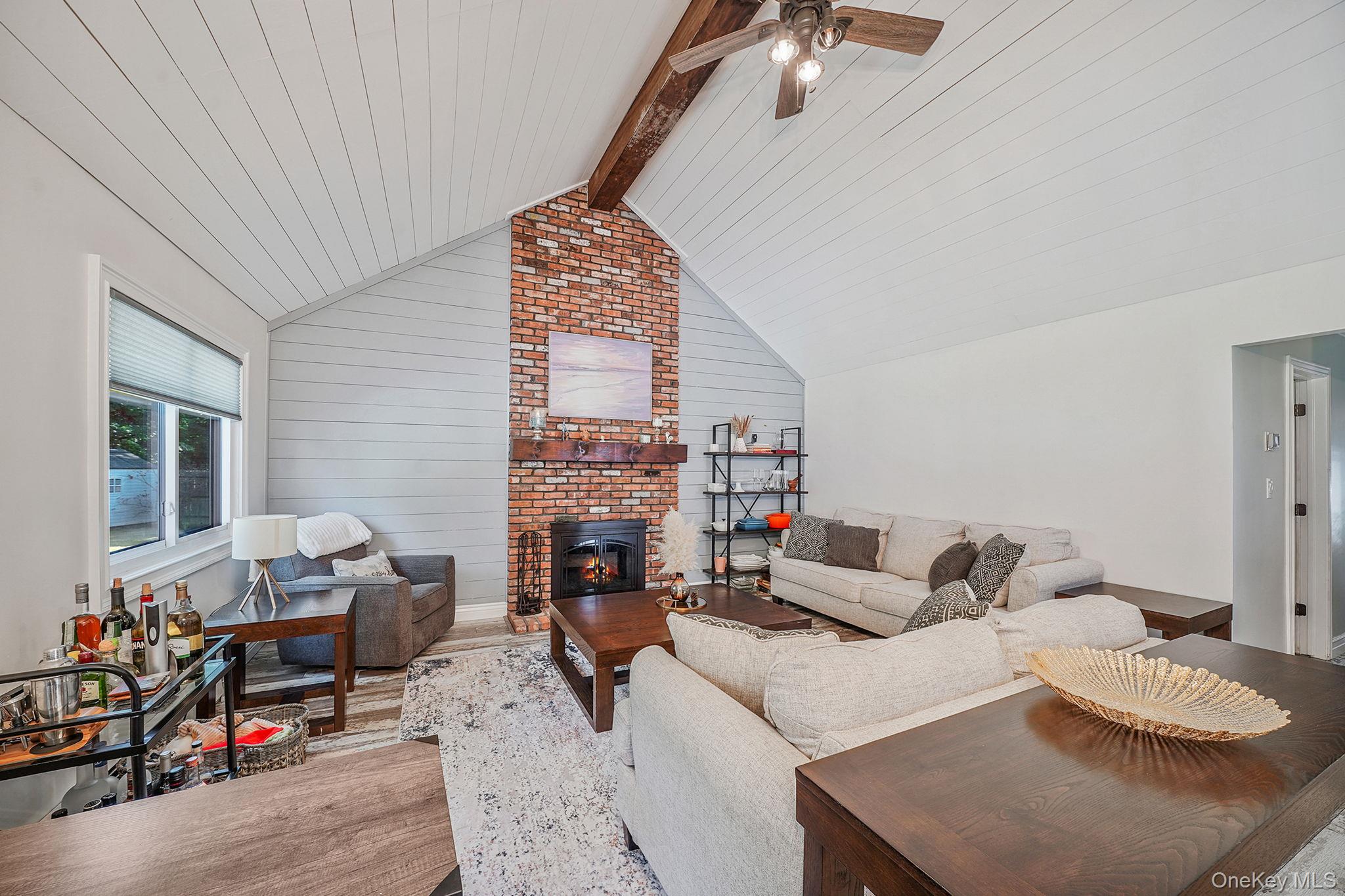 #4 photo, 9 Carston Street, Selden , NY 11784