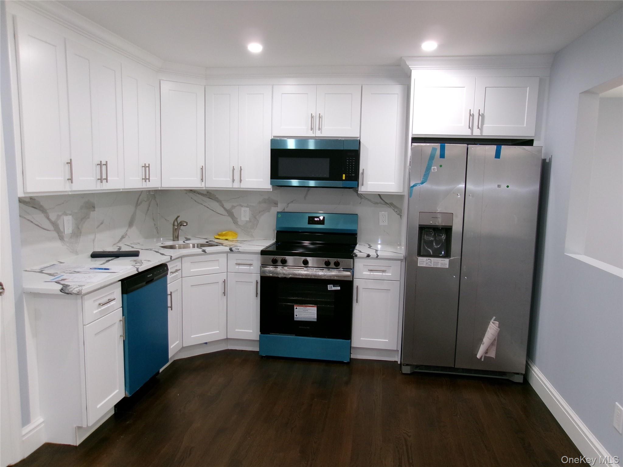 #20 photo, 1706 Spur Drive, サフォーク郡 Islip , NY 11751