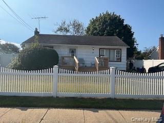 #2 photo, 11 Benjoe Dr, Amityville , NY 11701