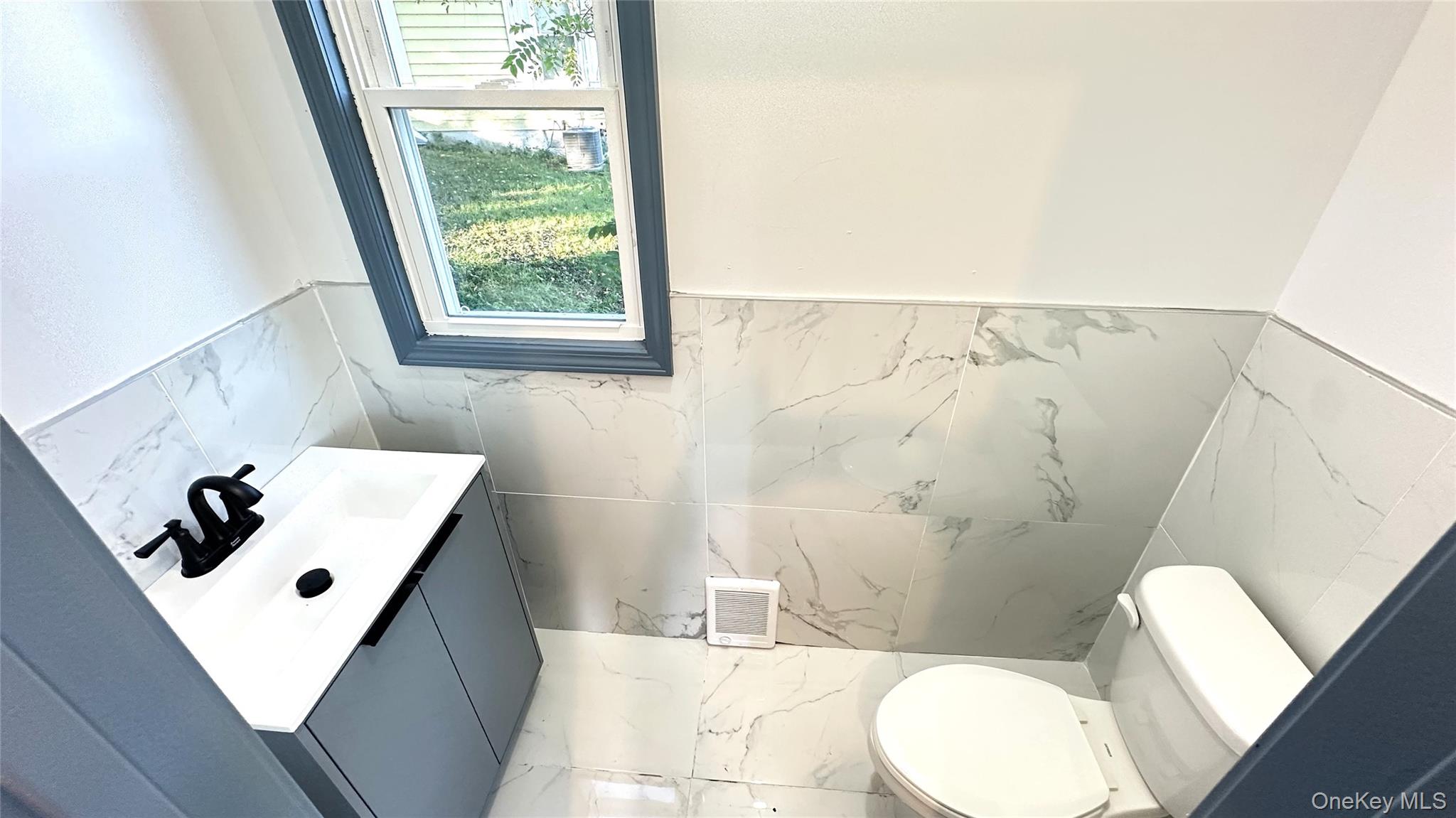 #5 photo, 154 Smith Street, Poughkeepsie , NY 12601