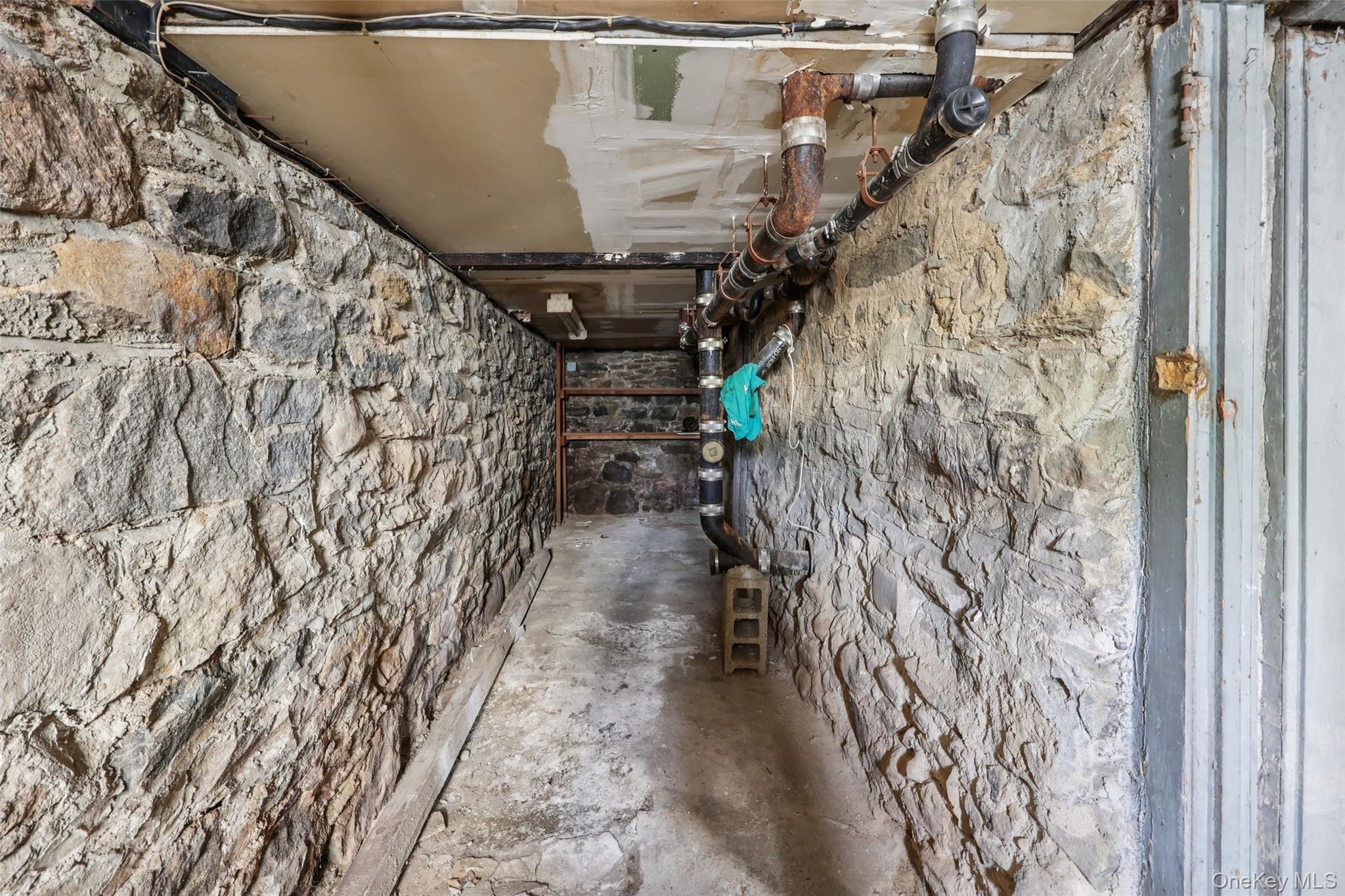 #10 photo, 34 Clarendon Avenue, Yonkers , NY 10701