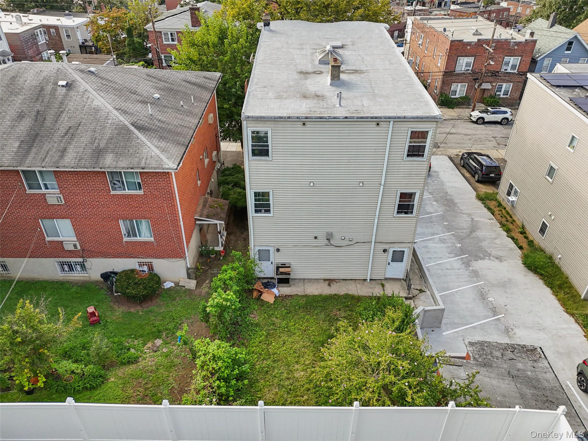 #20 photo, 34 Clarendon Avenue, Yonkers , NY 10701