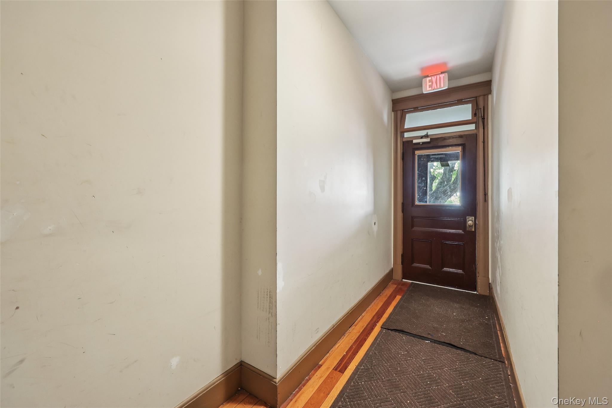 #4 photo, 34 Clarendon Avenue, Yonkers , NY 10701