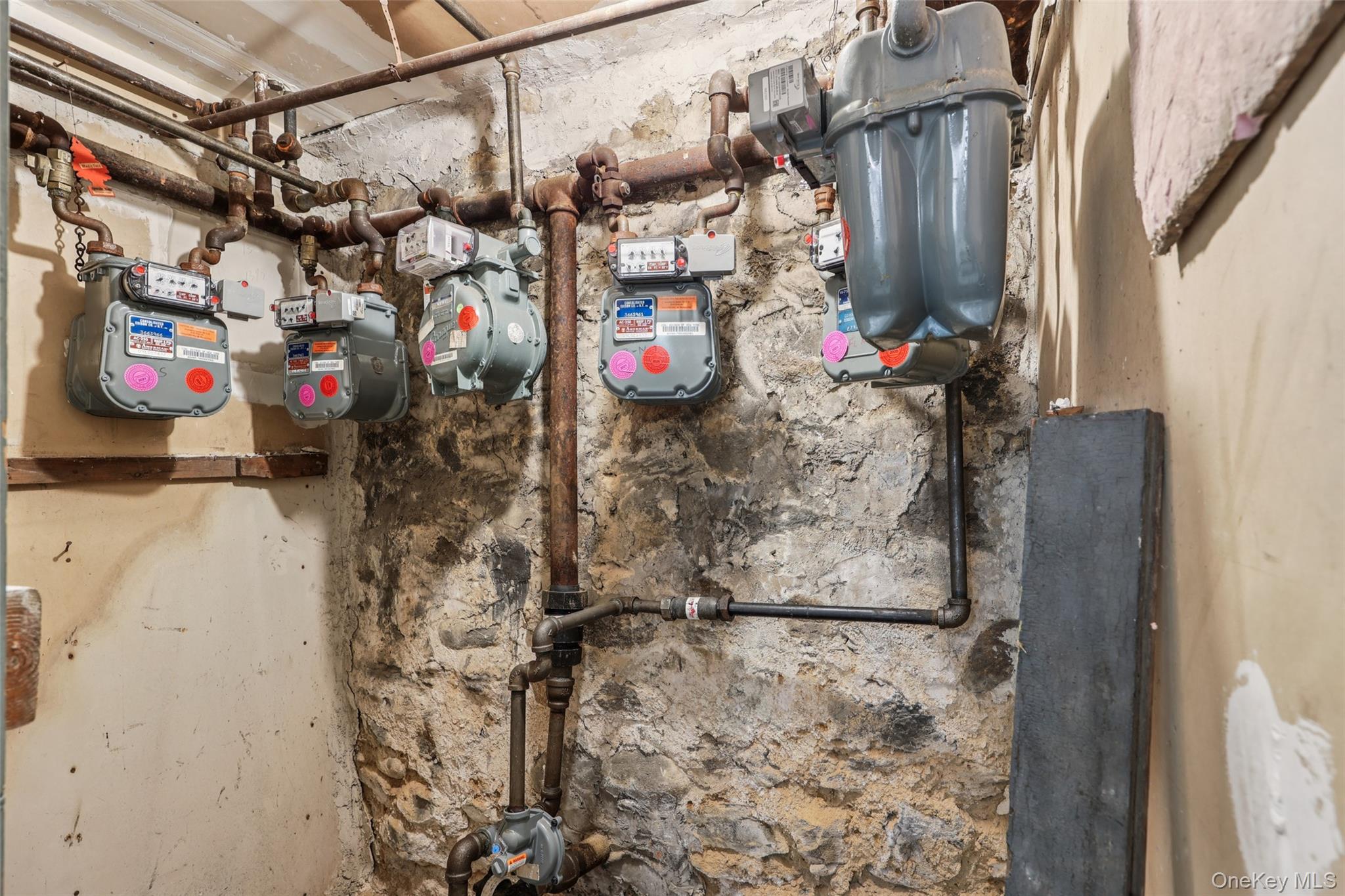 #7 photo, 34 Clarendon Avenue, Yonkers , NY 10701