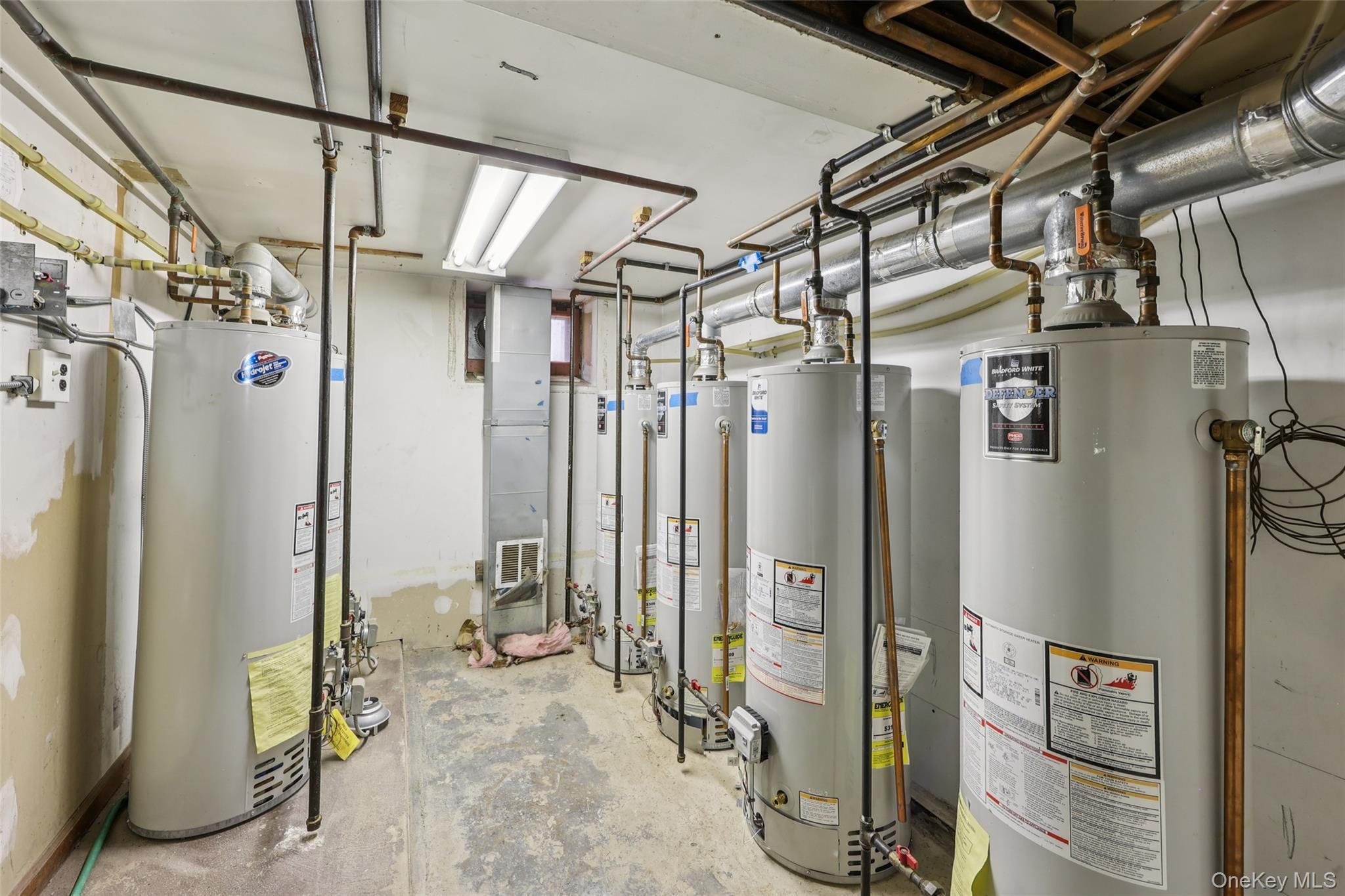 #9 photo, 34 Clarendon Avenue, Yonkers , NY 10701