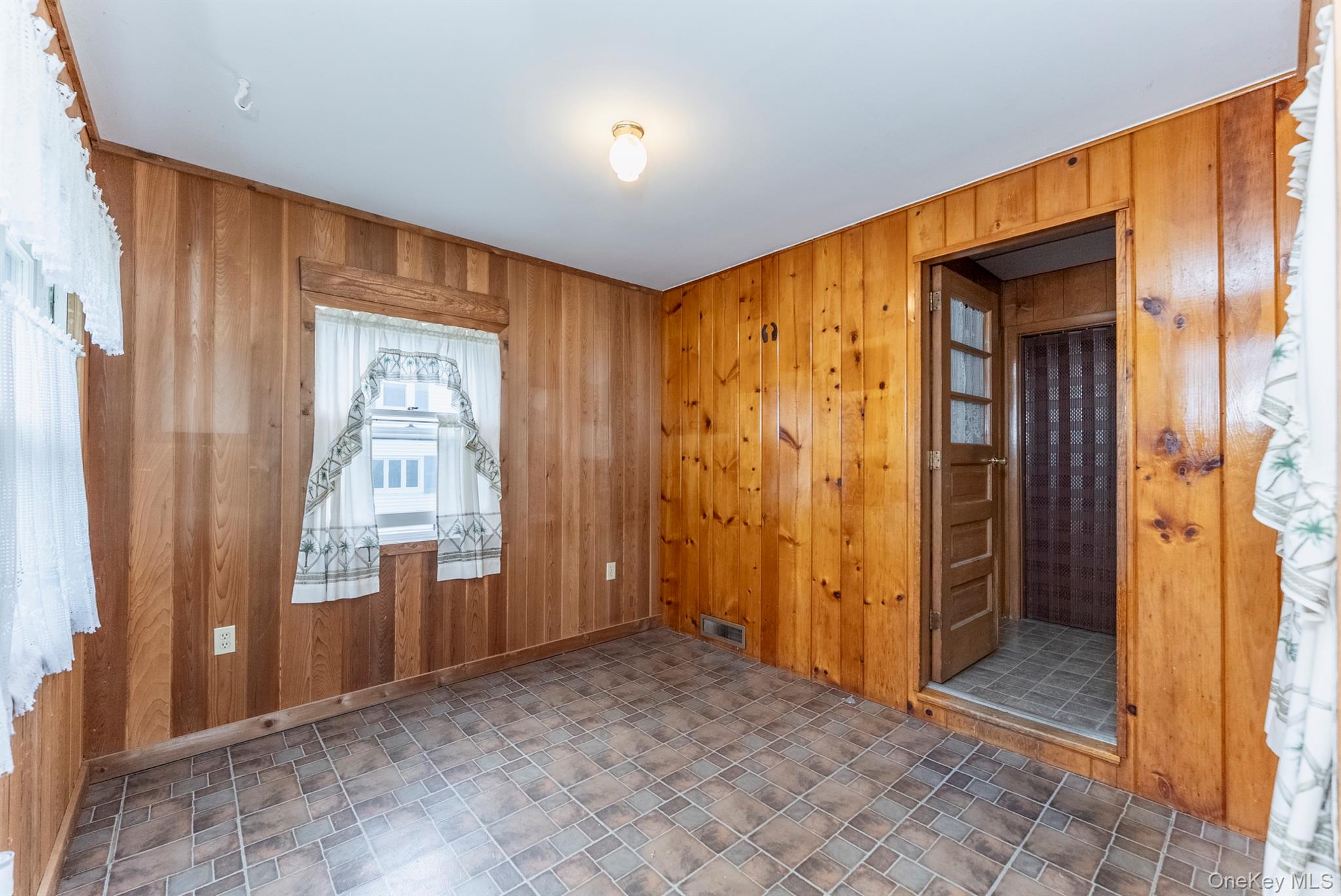 #20 photo, 23 Maple Street, Esopus , NY 12471