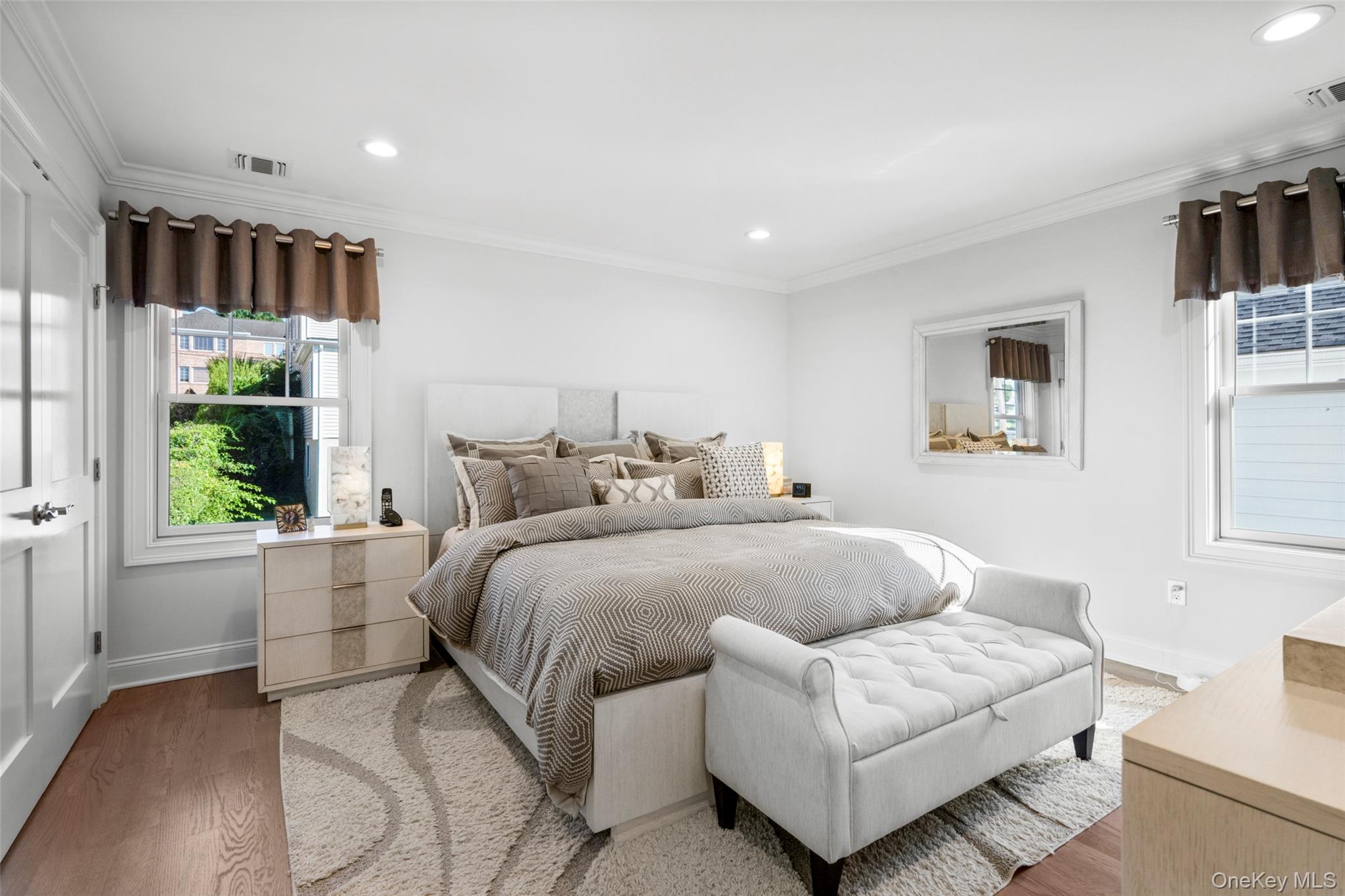 #10 photo, 194 Gainsborg Avenue, West Harrison , NY 10604