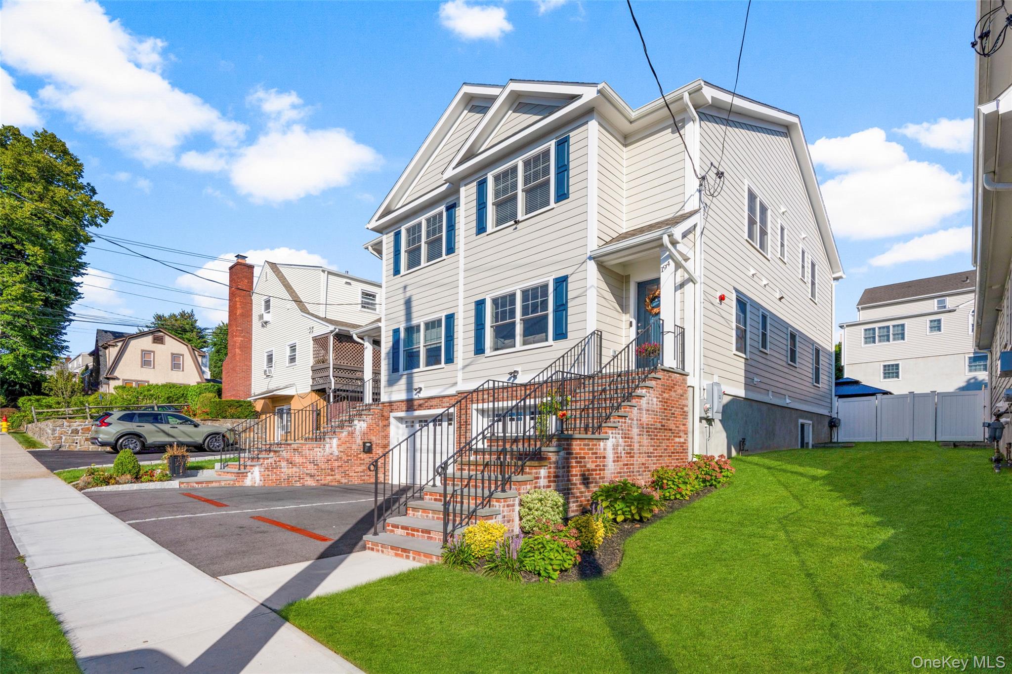 #2 photo, 194 Gainsborg Avenue, West Harrison , NY 10604