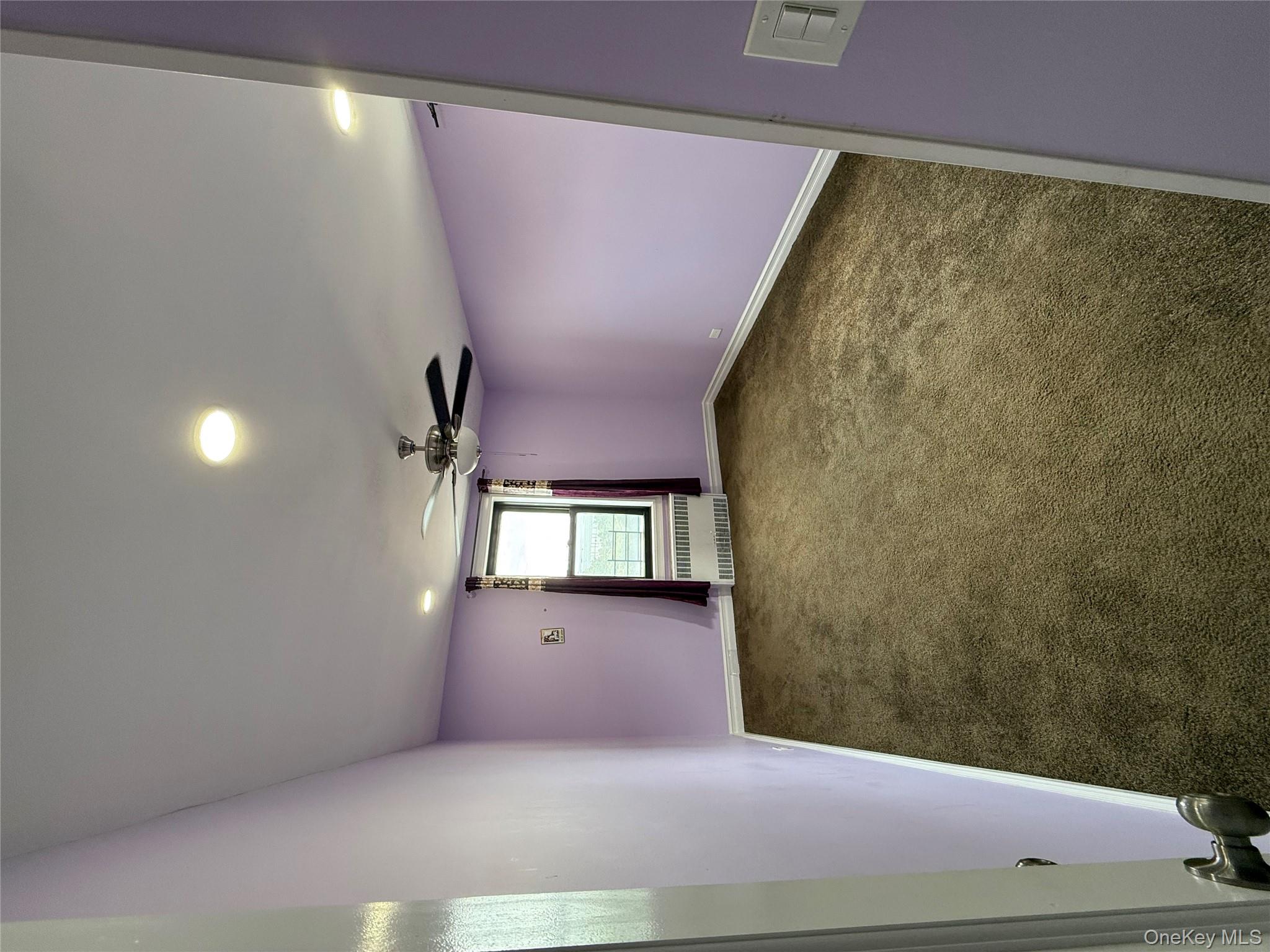 #11 photo, 11230 Northern Boulevard, クイーンズ区 Corona , NY 11368