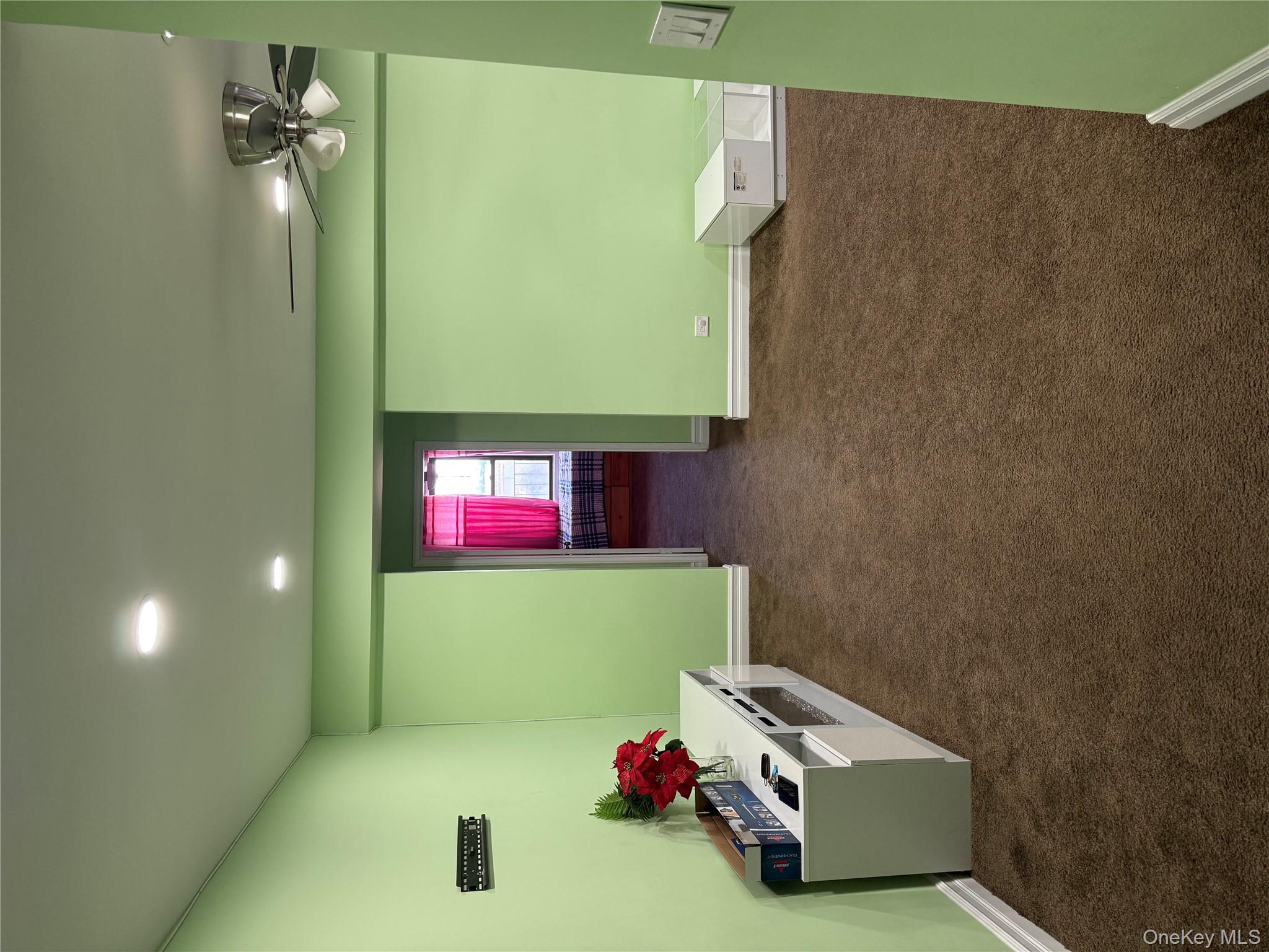 #4 photo, 11230 Northern Boulevard, クイーンズ区 Corona , NY 11368