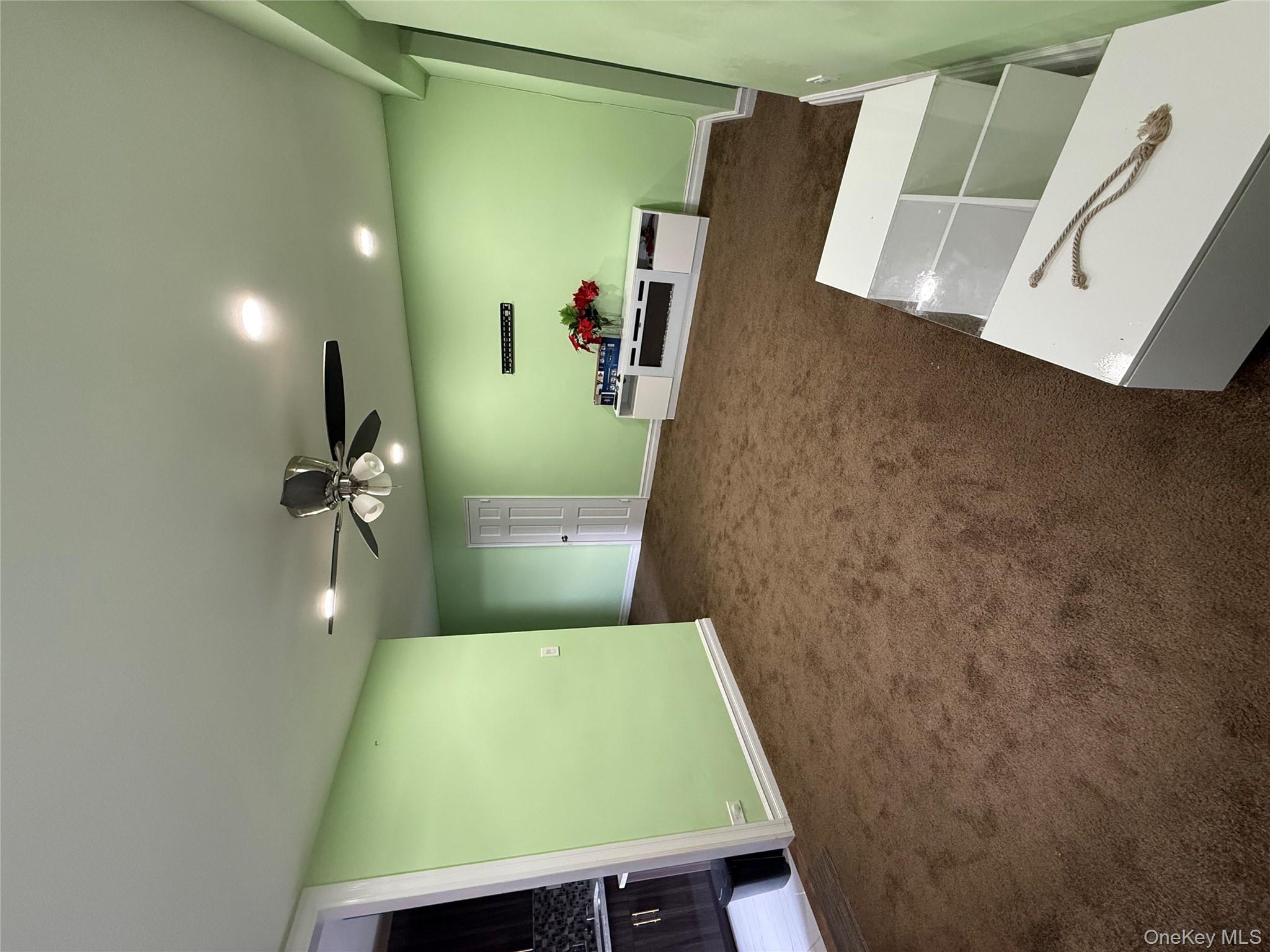 #7 photo, 11230 Northern Boulevard, クイーンズ区 Corona , NY 11368