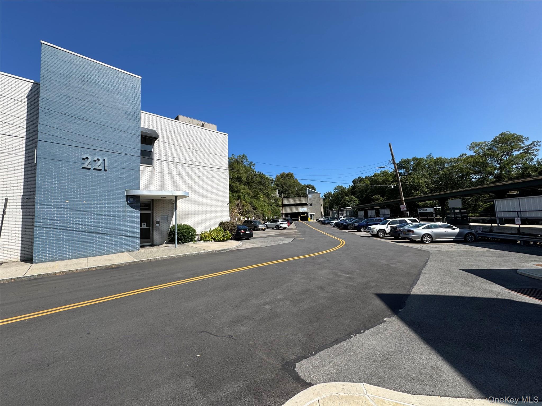 #5 photo, 221 E Hartsdale Avenue, Hartsdale , NY 10530